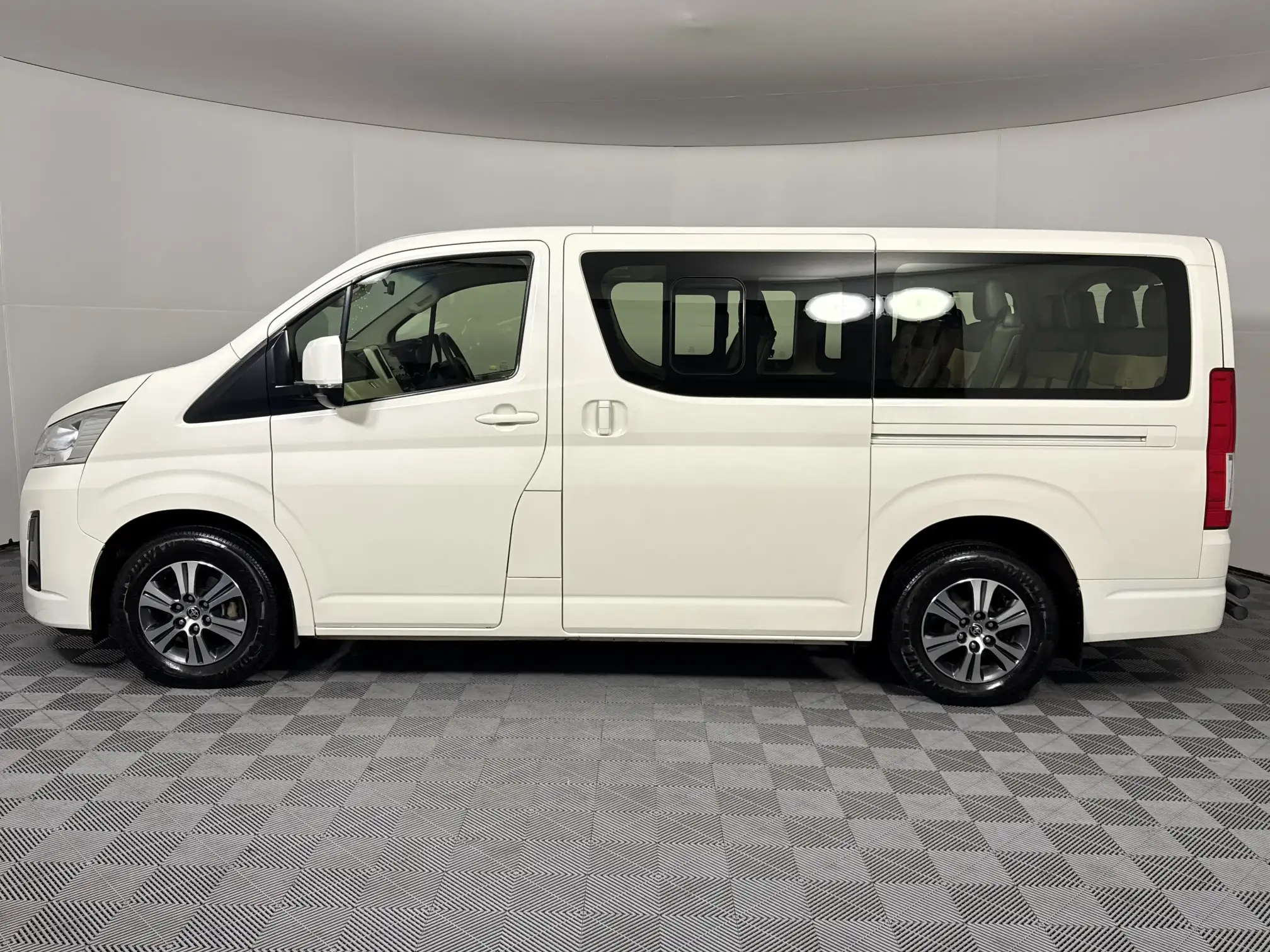 Toyota Quantum