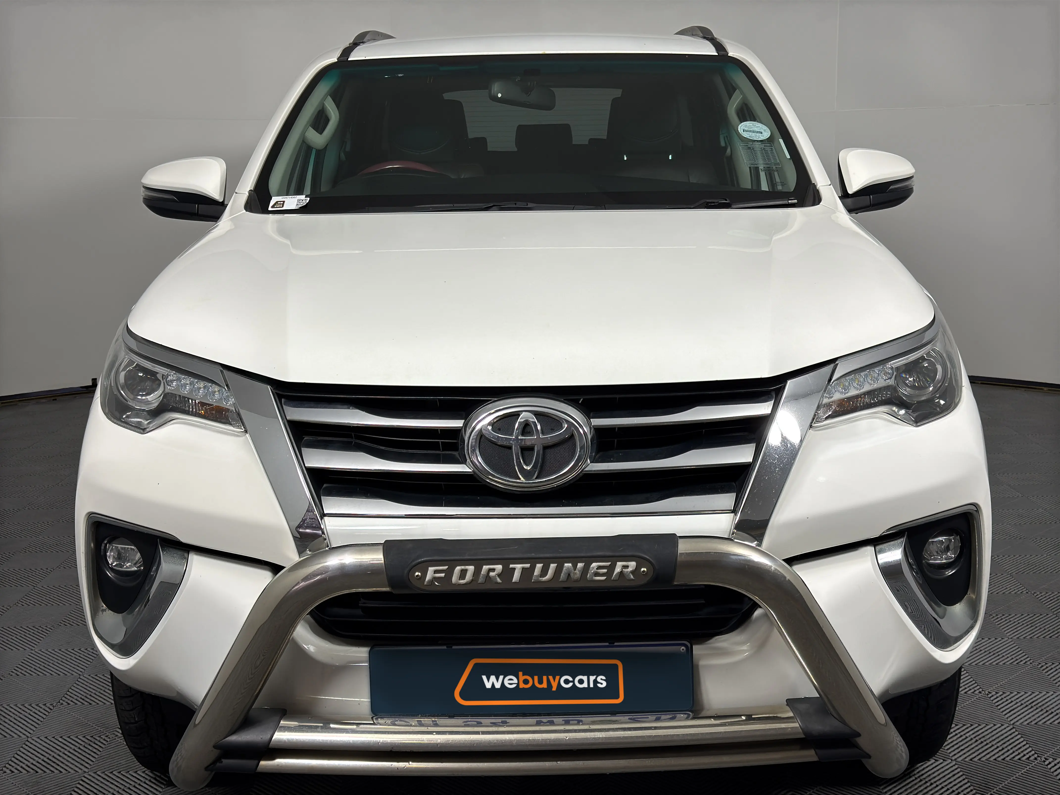 2018 Toyota Fortuner 2.8gd-6 R/B Auto, photo 2