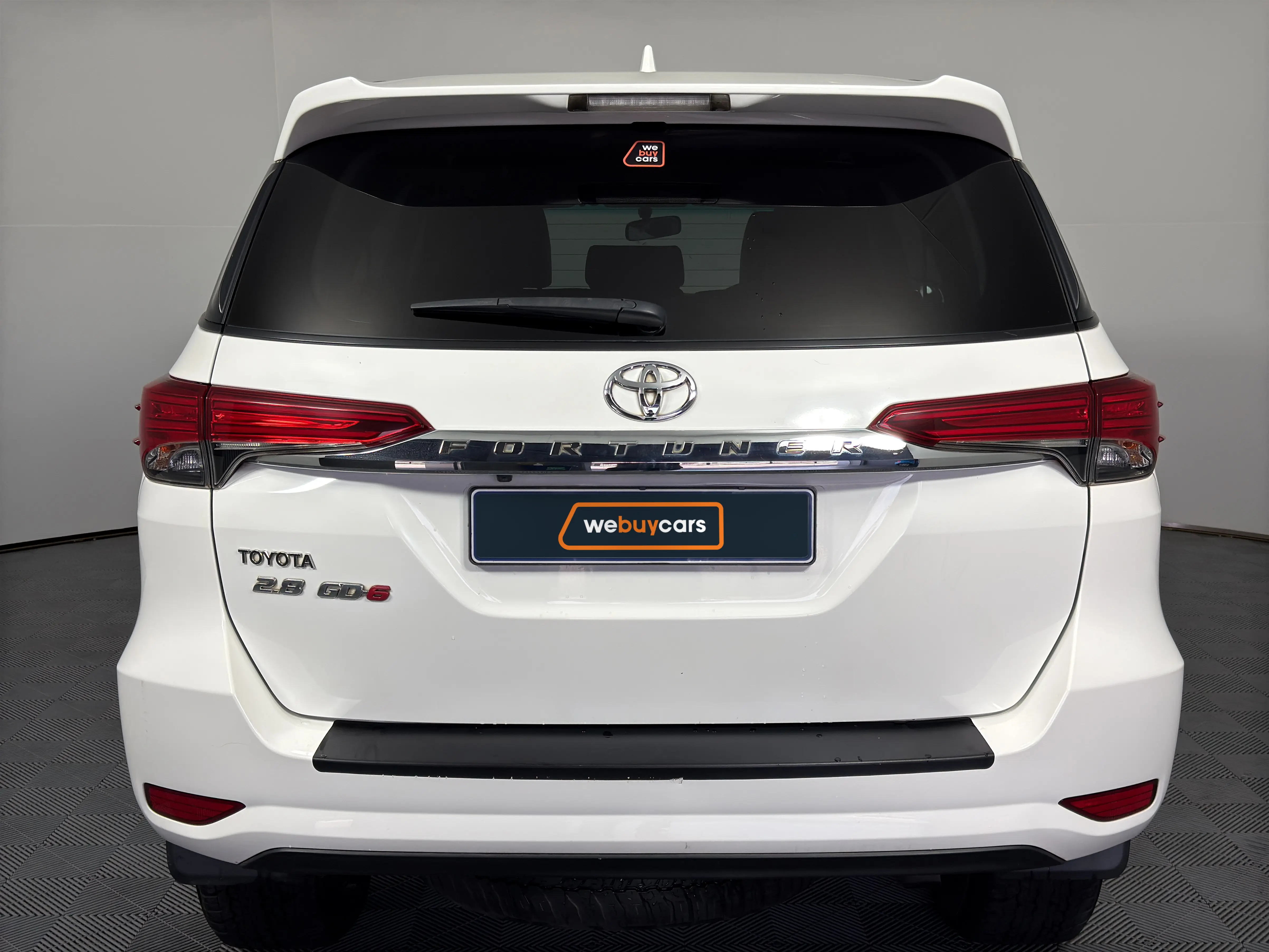 2018 Toyota Fortuner 2.8gd-6 R/B Auto, photo 5