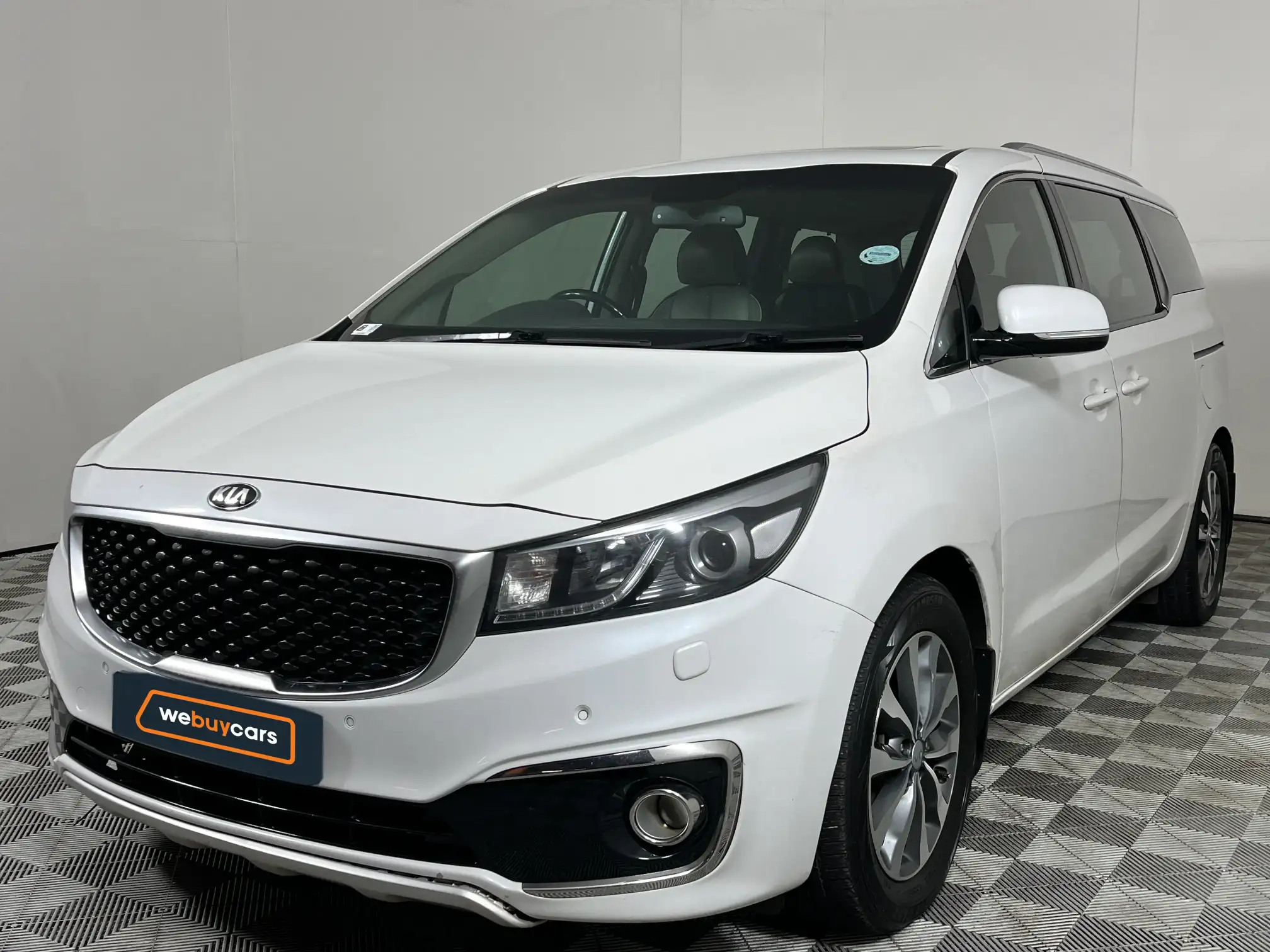 2016 KIA Sedona