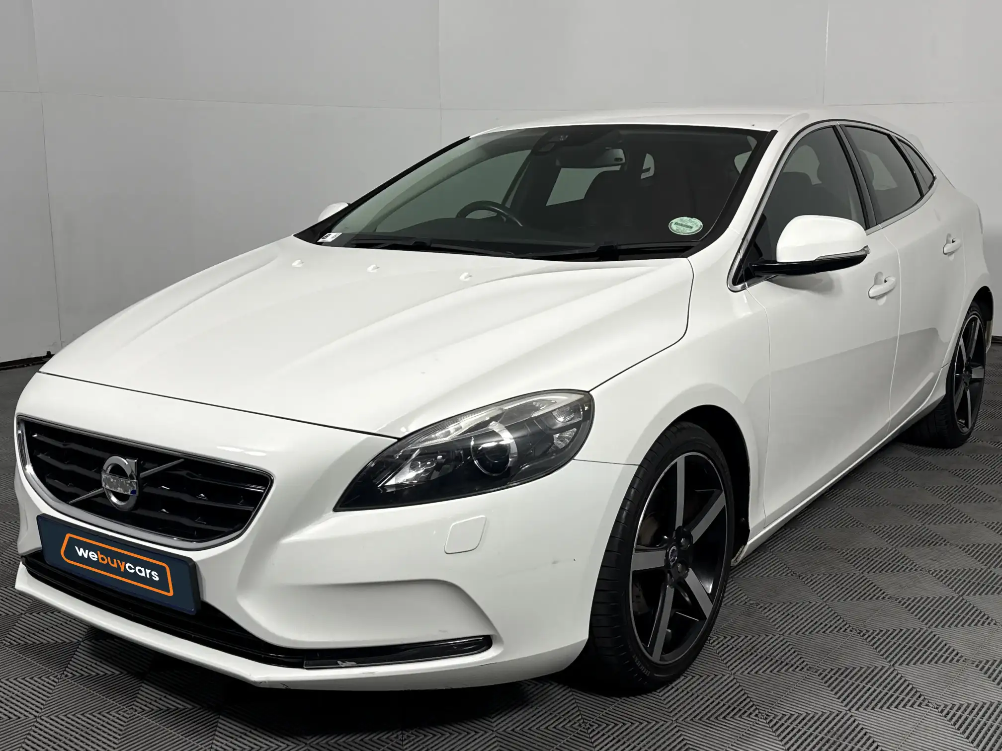 2014 Volvo V40