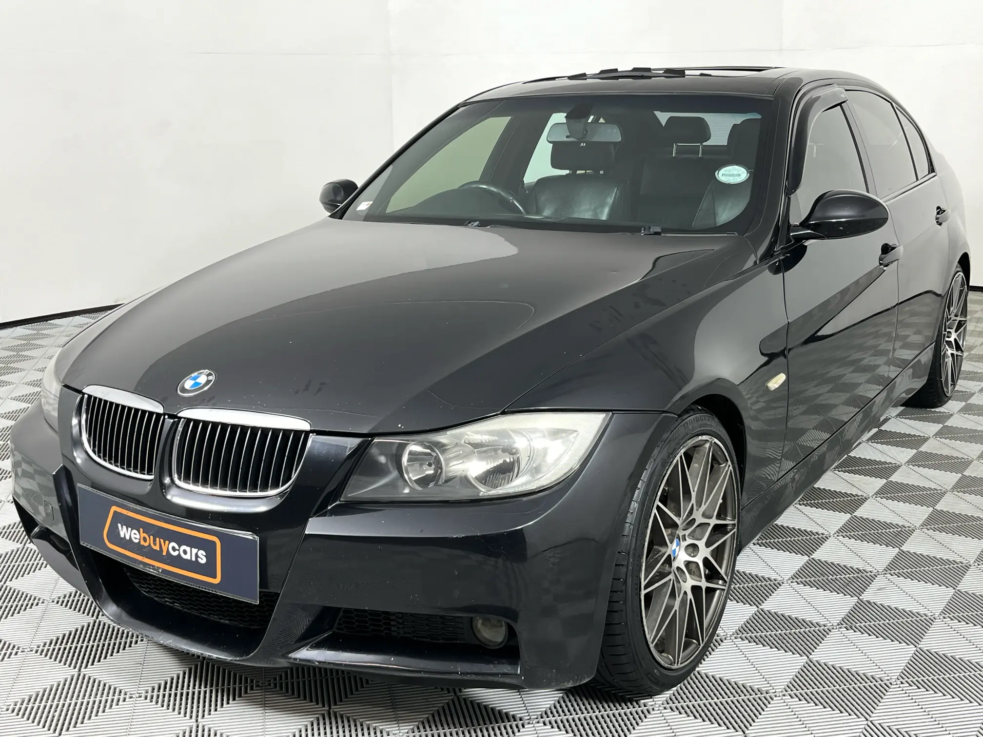 2006 BMW 3 Series 323i (E90)