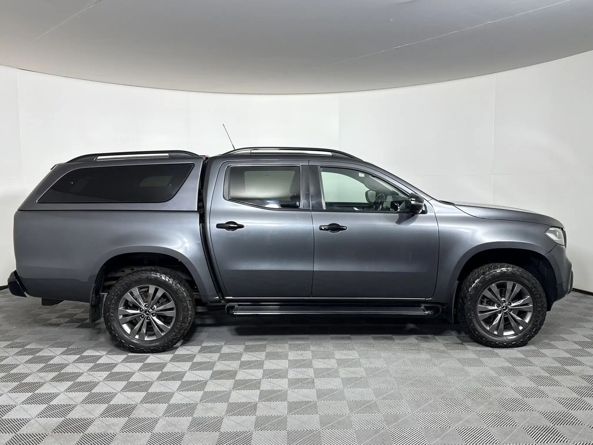 Mercedes-Benz X-Class
