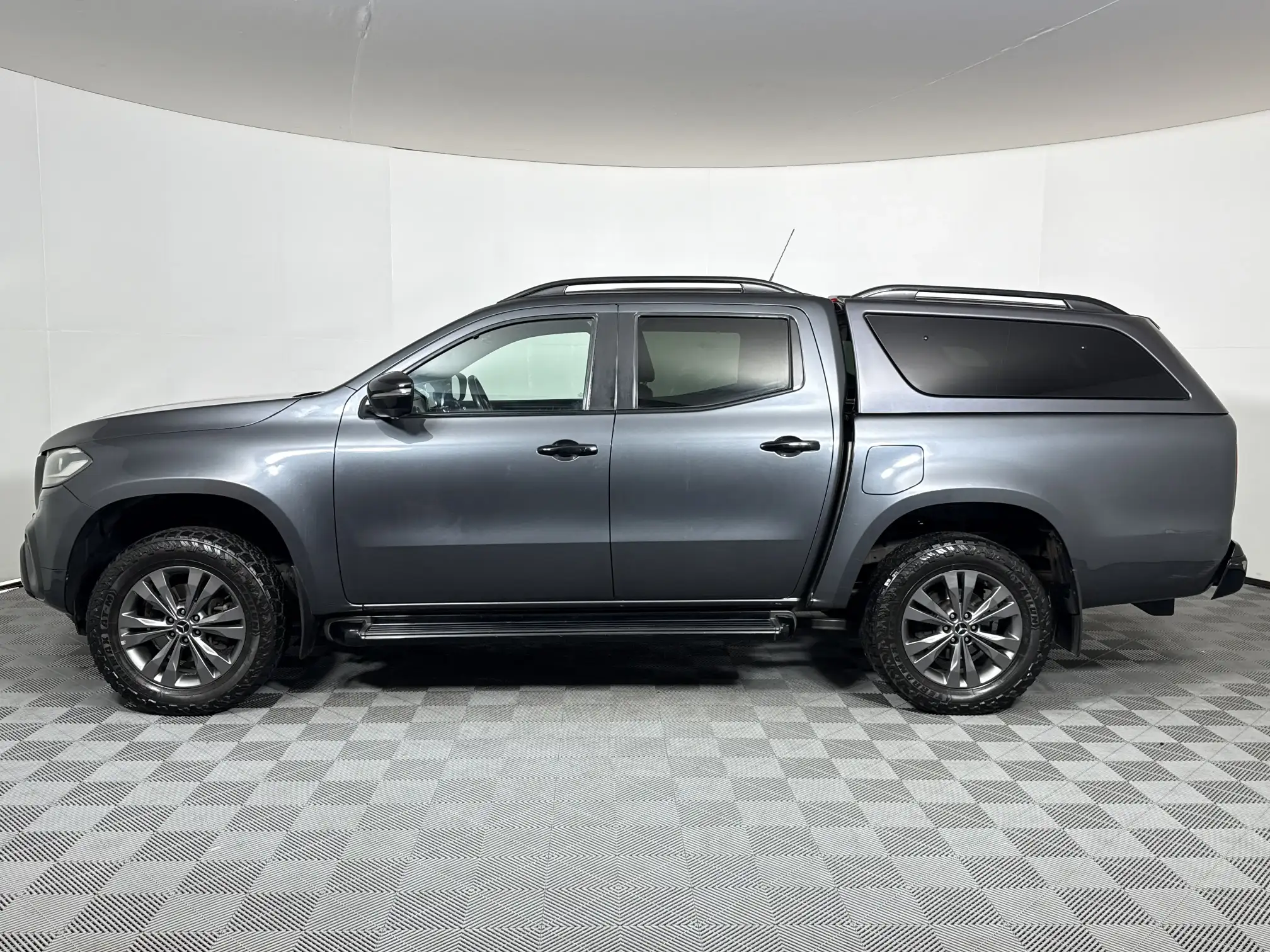 Mercedes-Benz X-Class