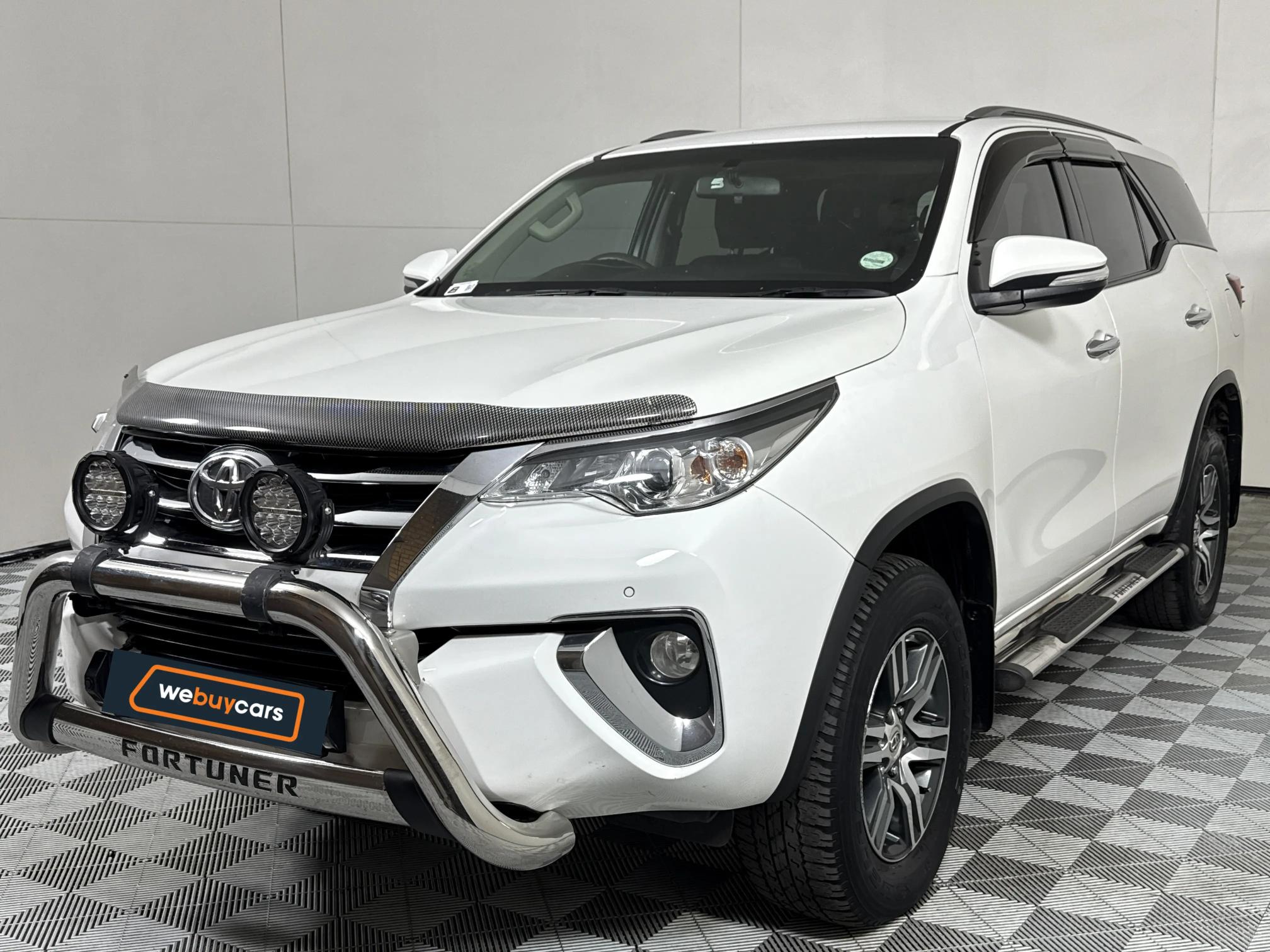 Toyota Fortuner IV 2.4 GD-6 Raised Body