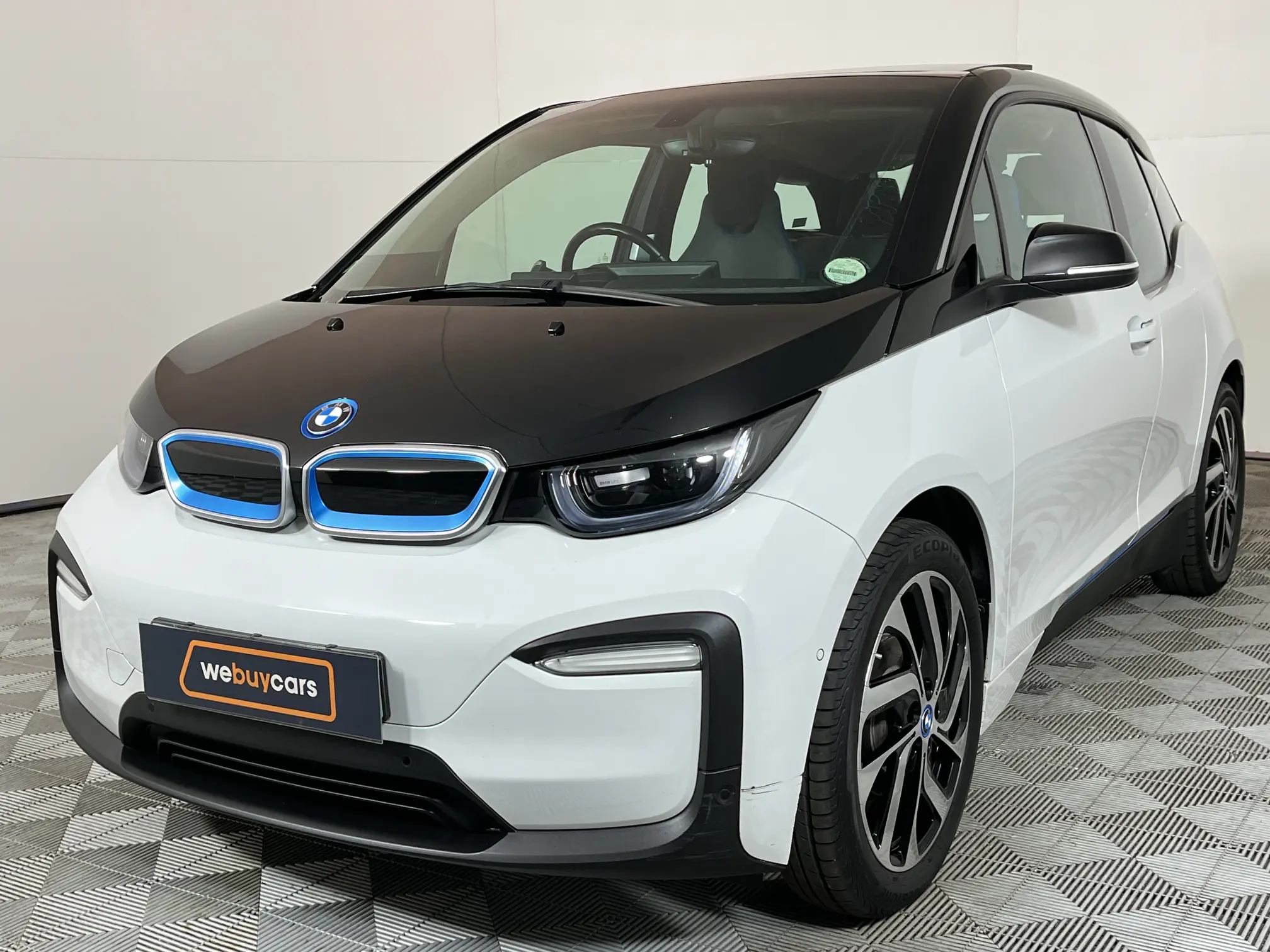 2019 BMW i3 (120ah)