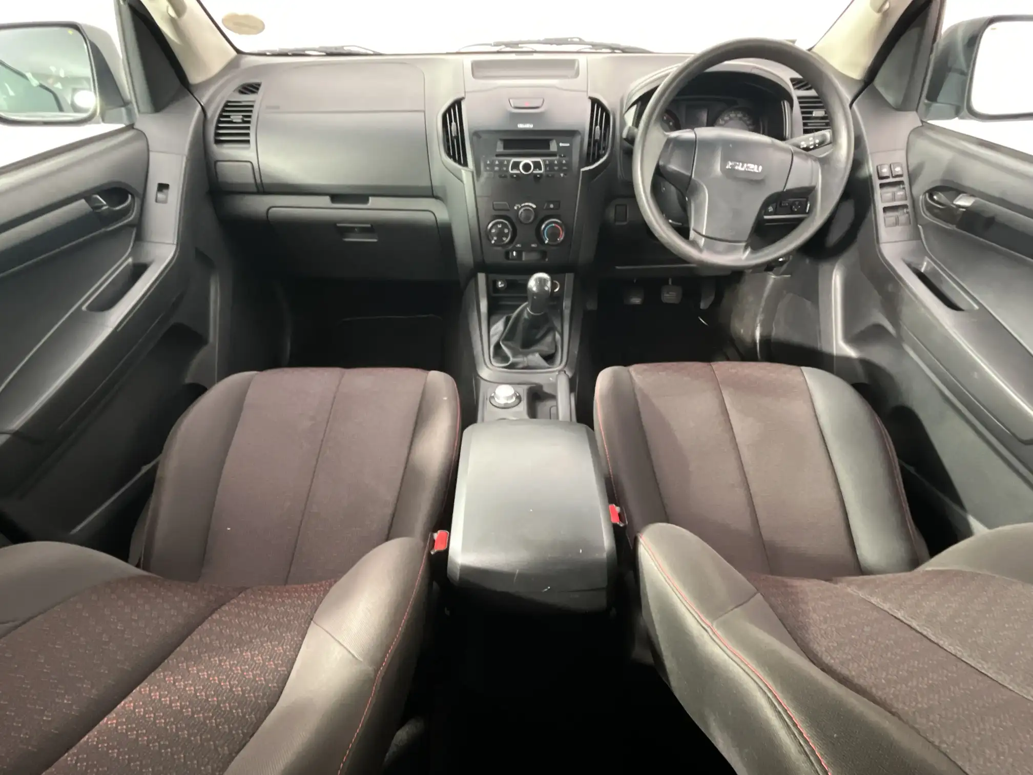 Isuzu D-MAX