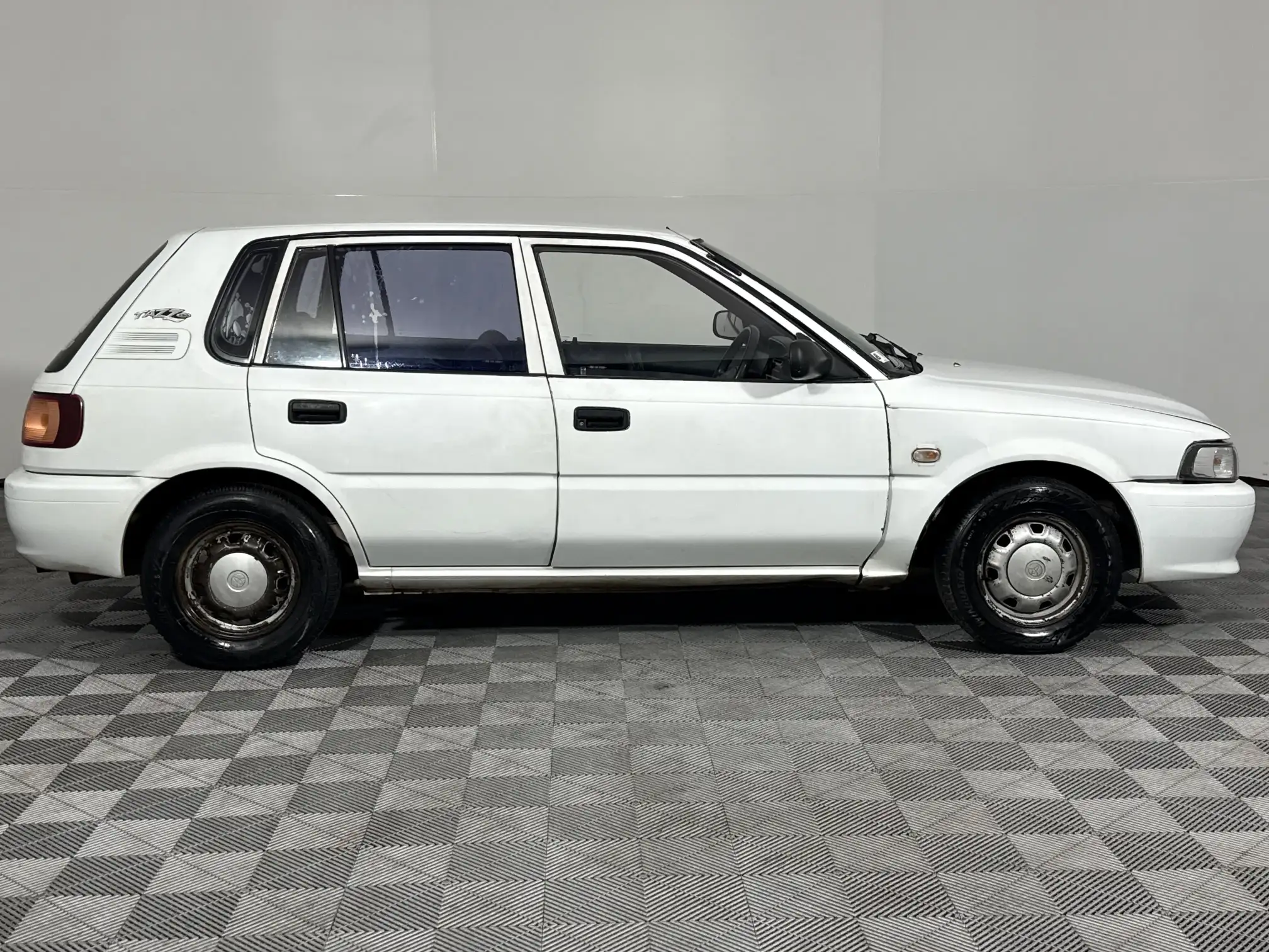 Toyota Tazz