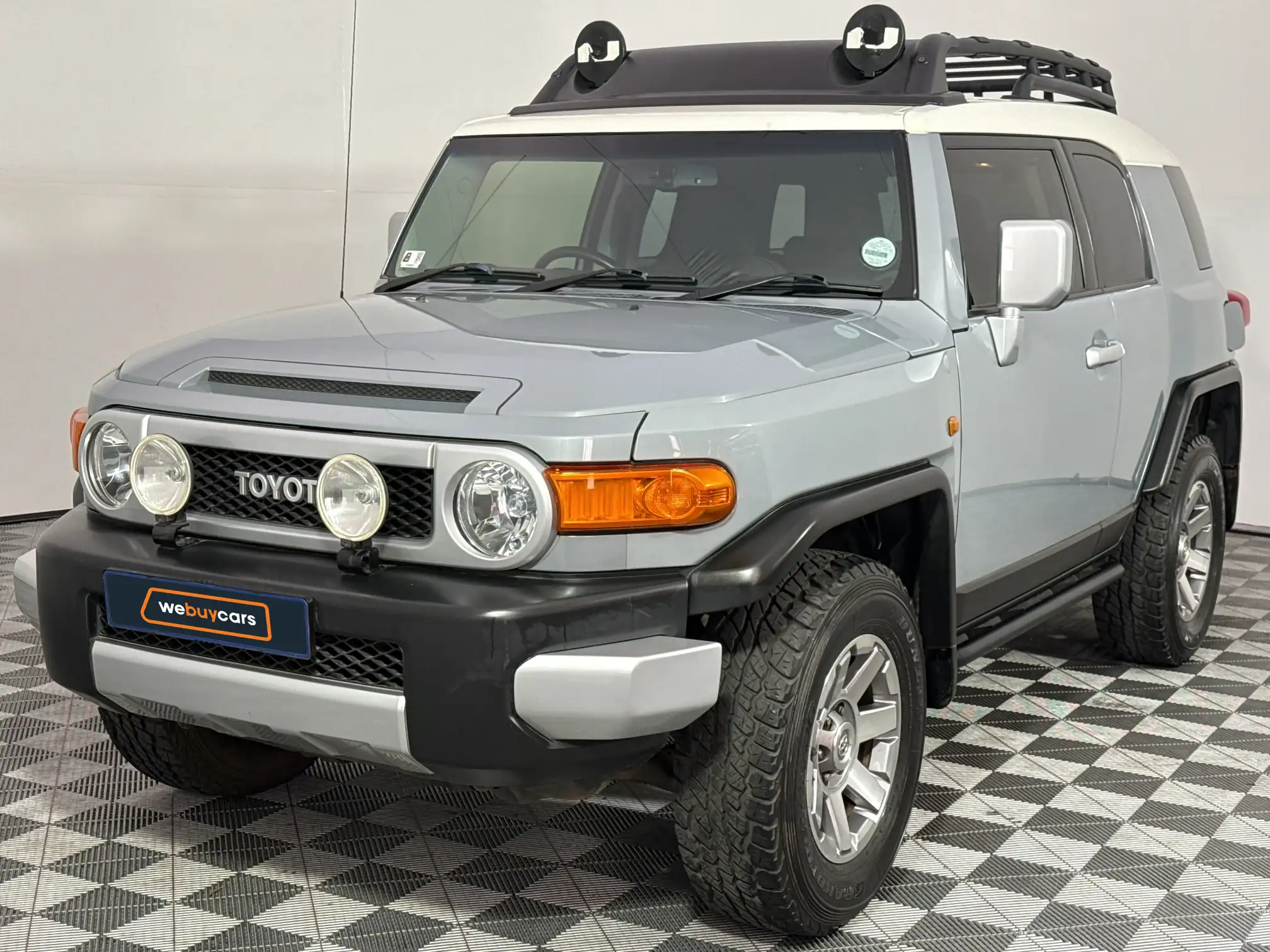 2014 Toyota Land Cruiser