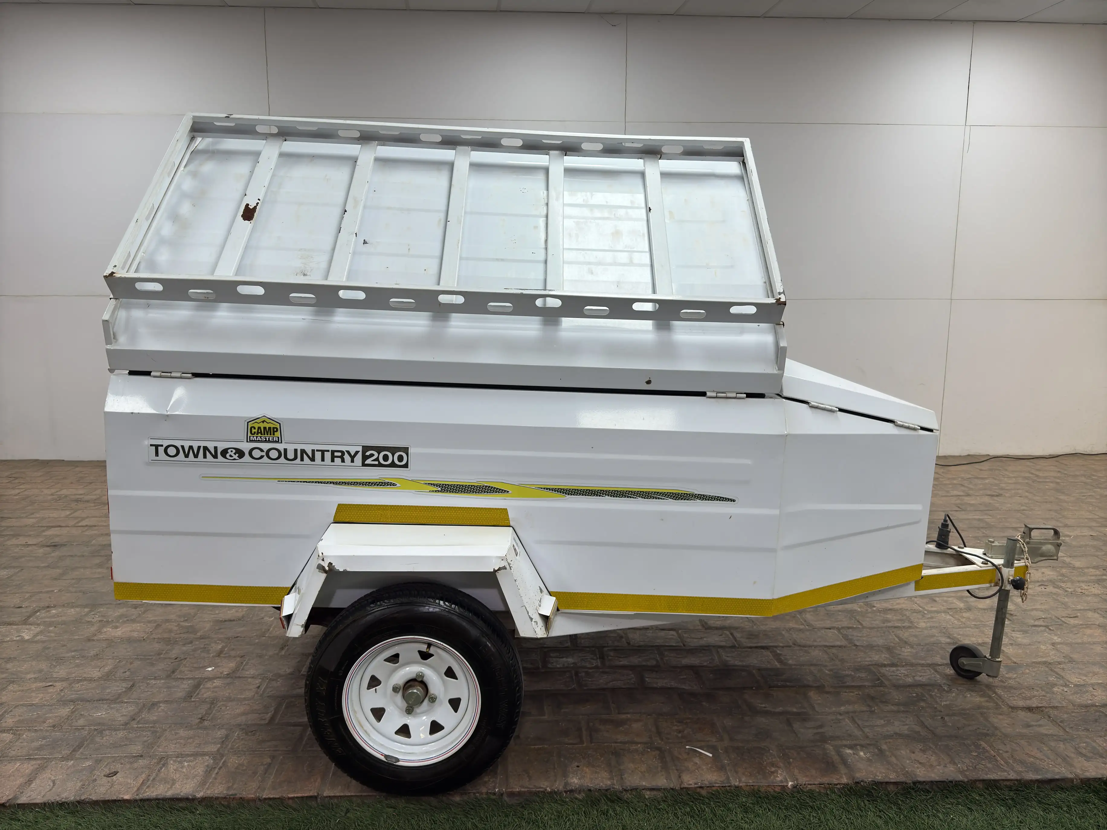Campmaster Town & Country