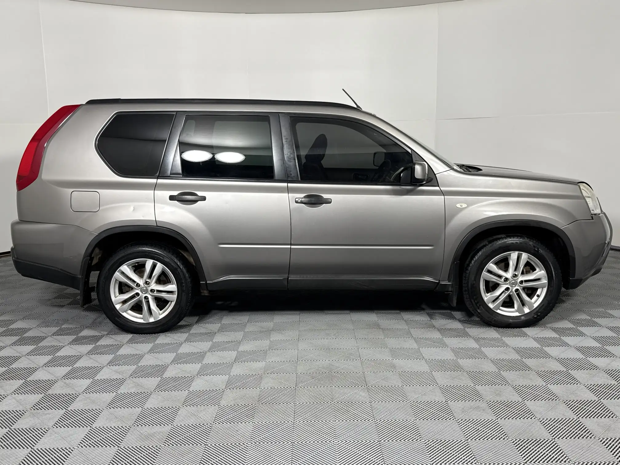 Nissan X Trail