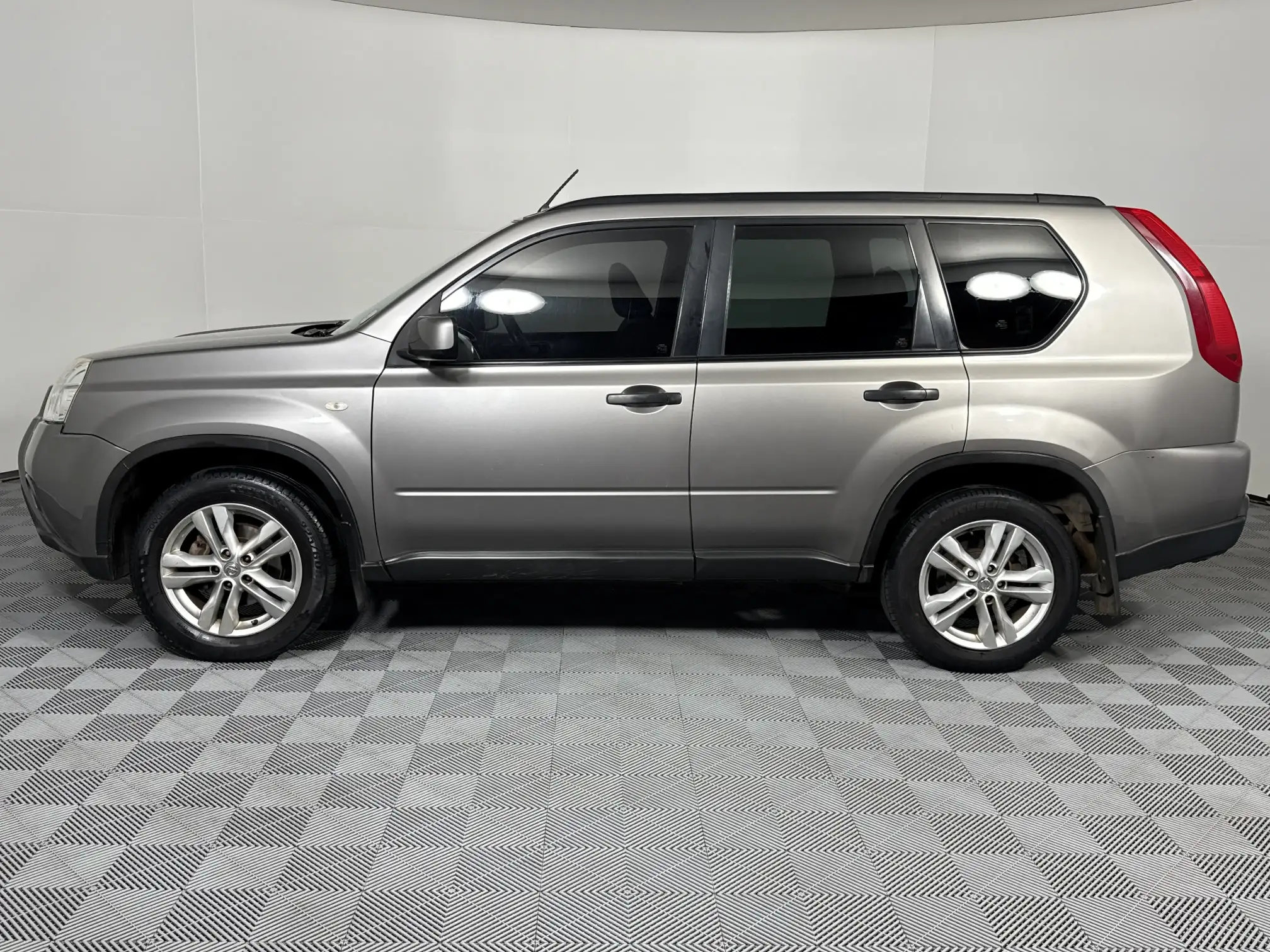 Nissan X Trail