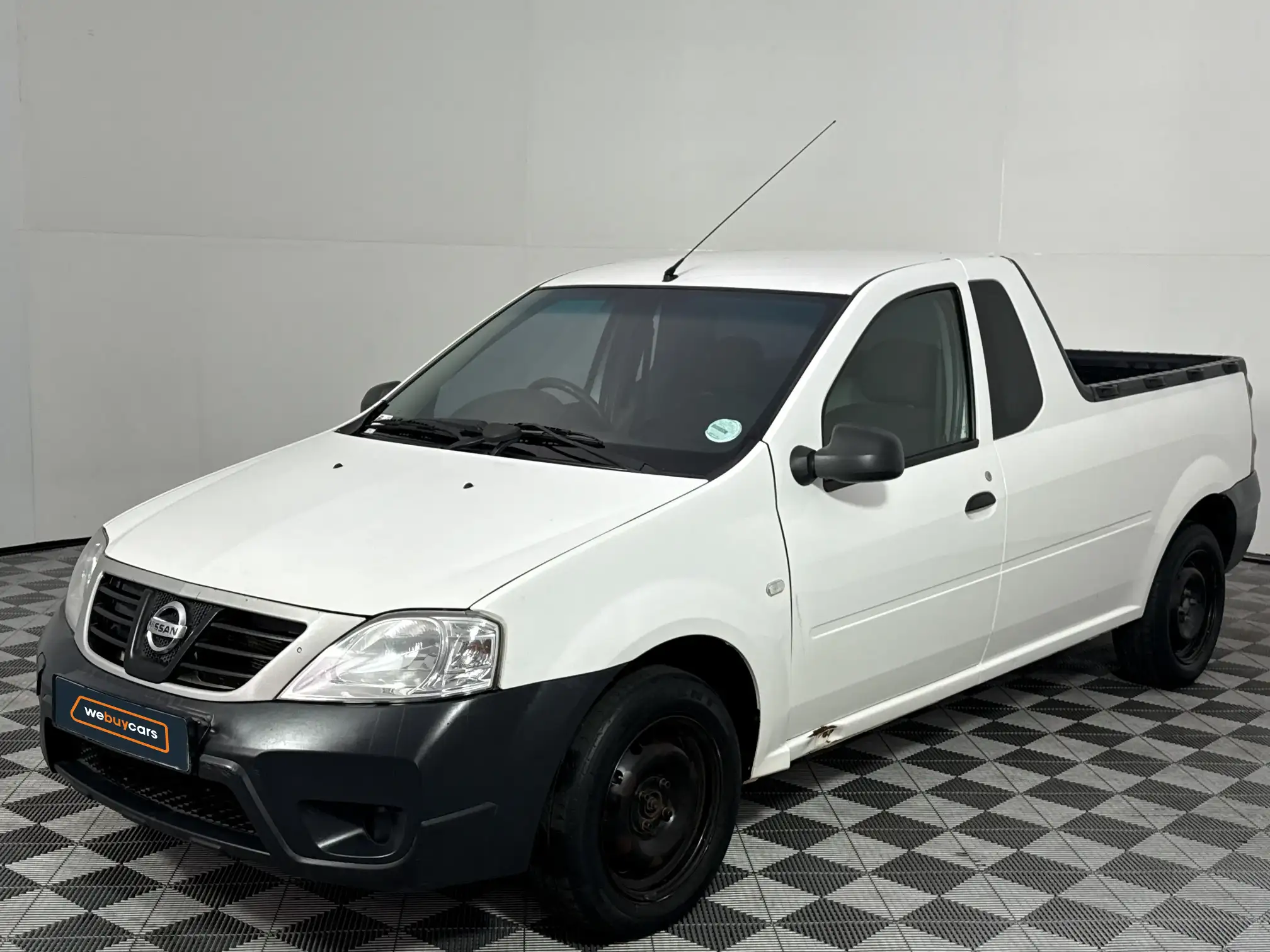 2019 Nissan NP200