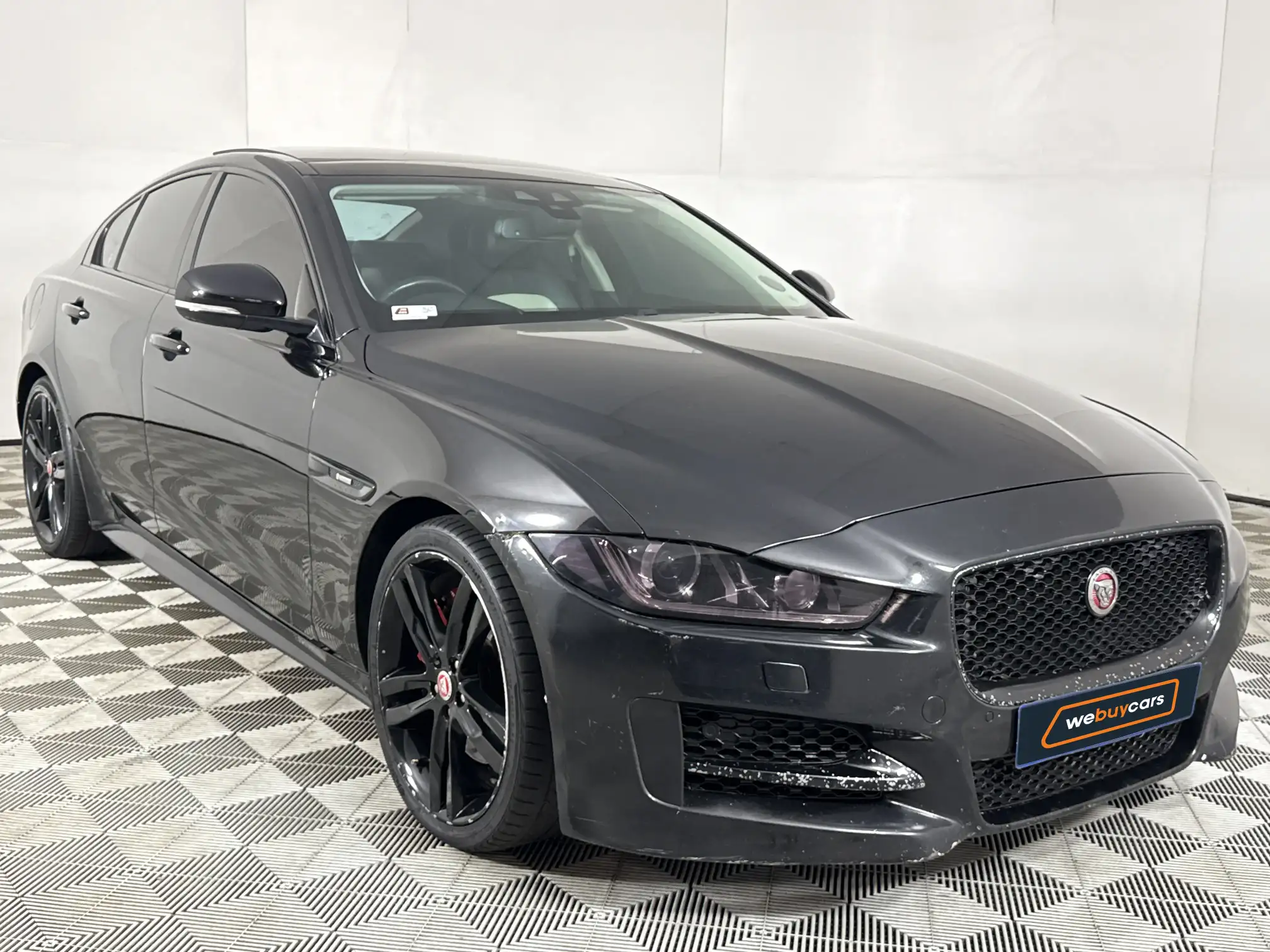 Jaguar XE