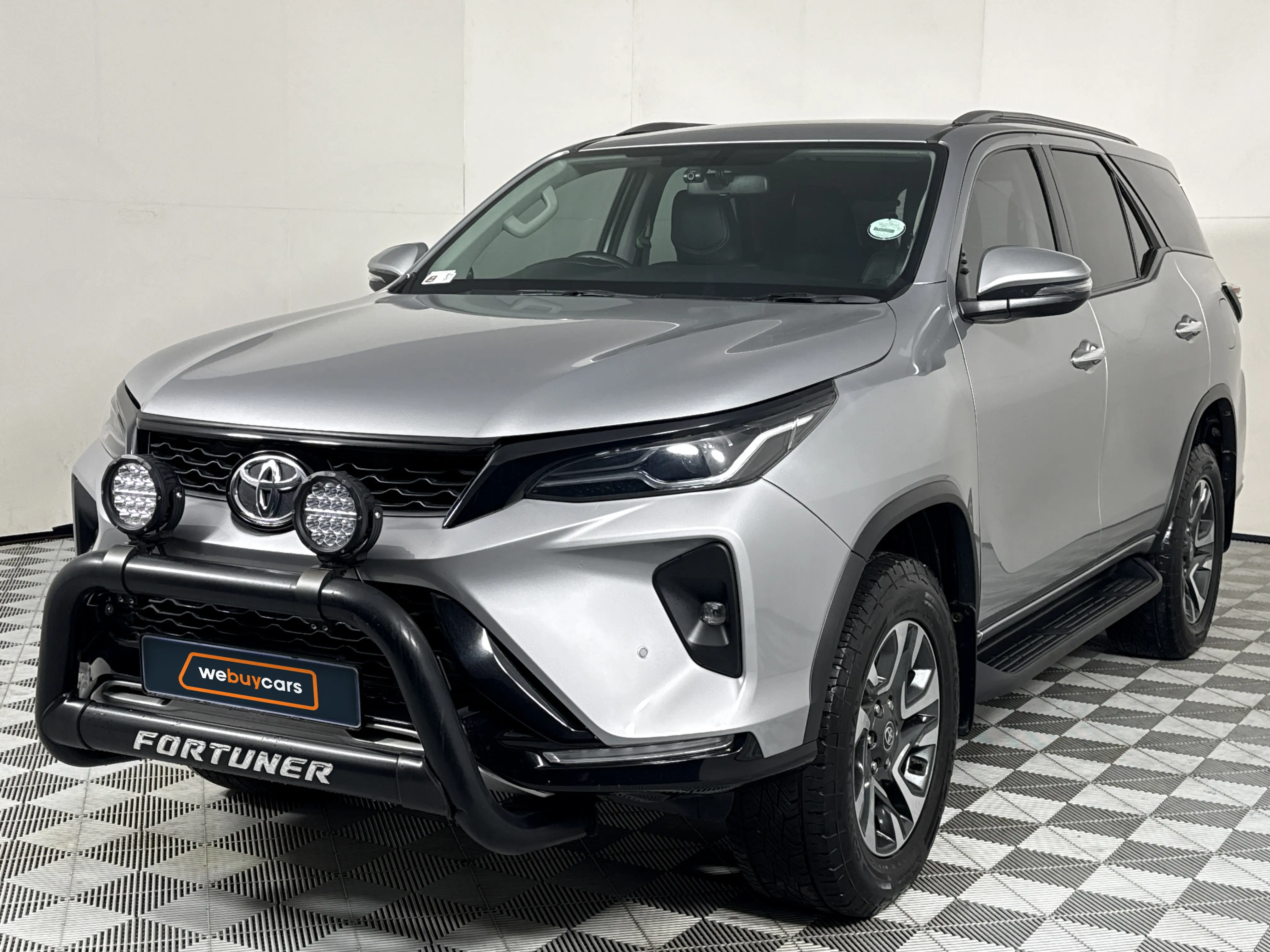 2023 Toyota Fortuner 2.4gd-6 R/B Auto