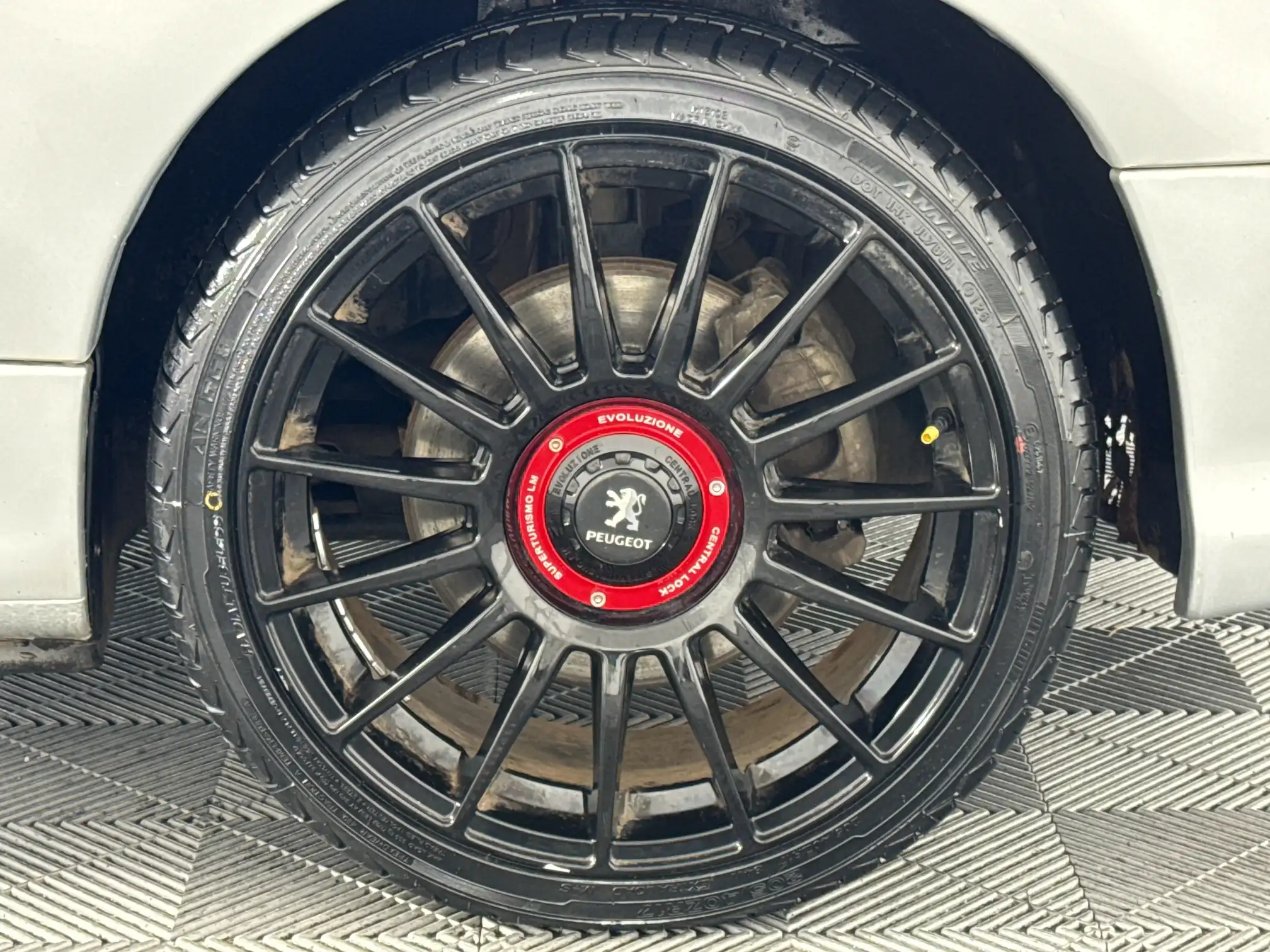 Peugeot 206