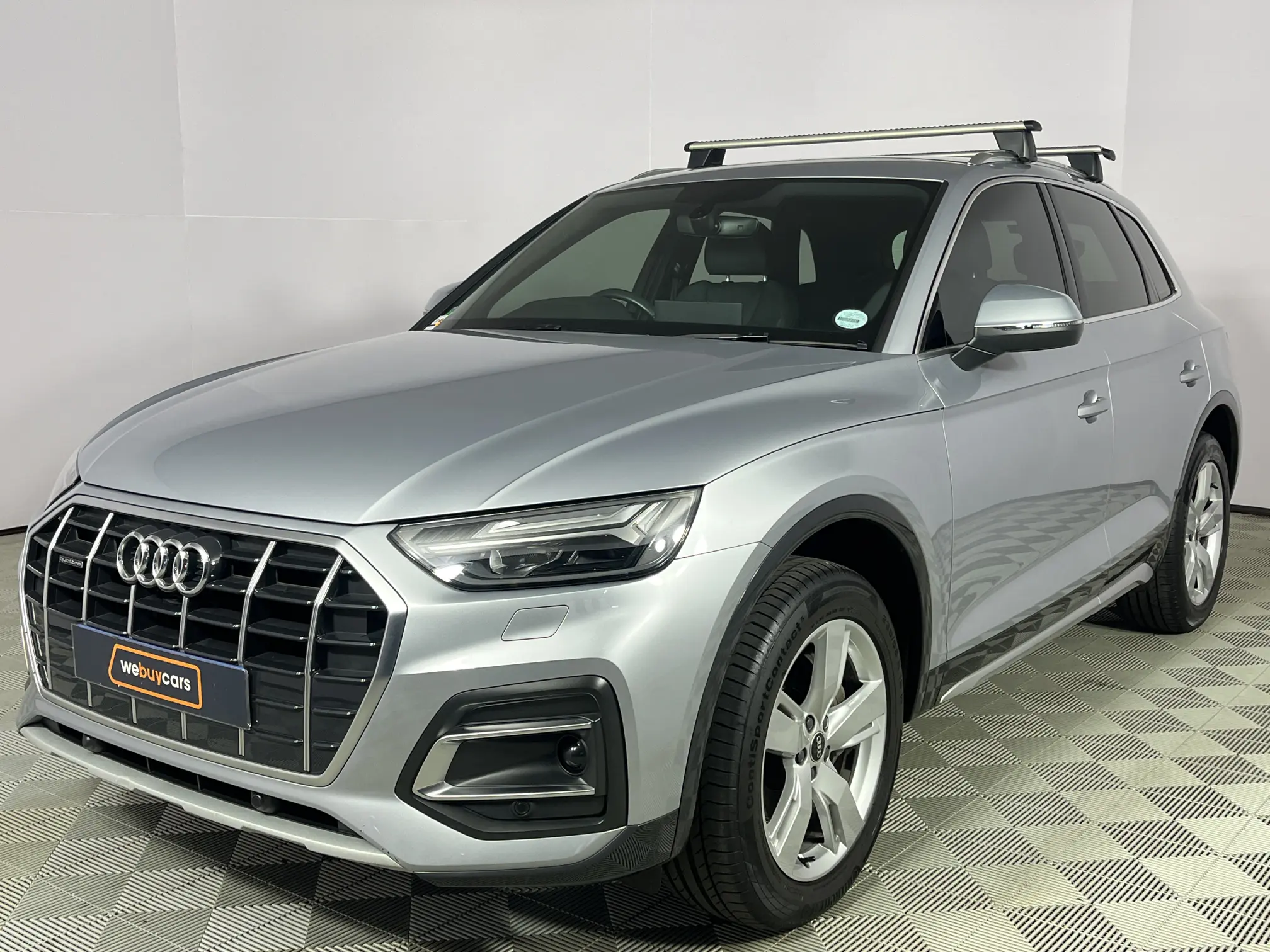 2022 Audi Q5 40 TDI quattro S tronic Advanced