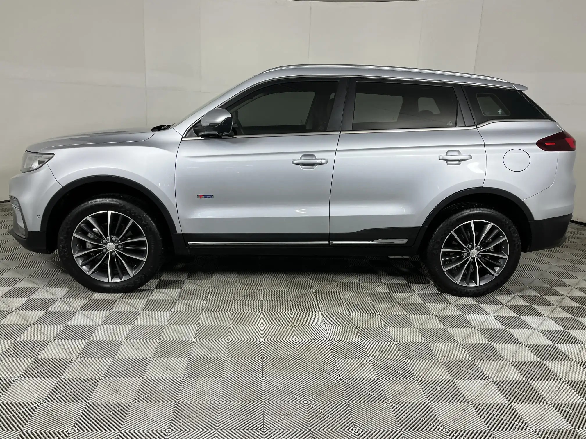Proton X70