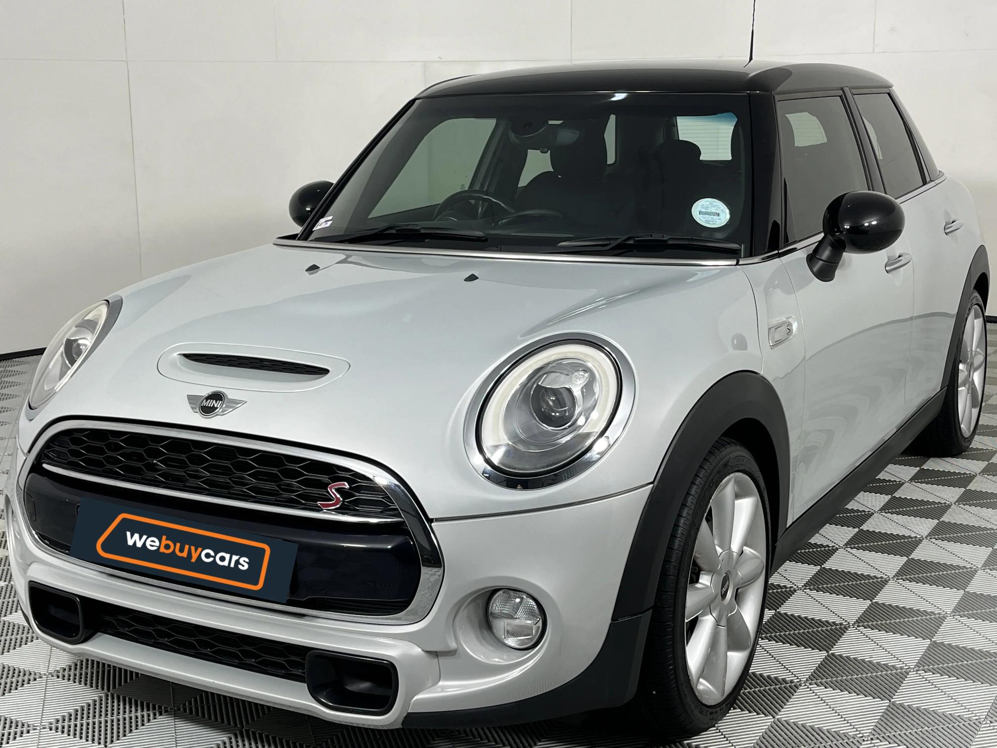 MINI Cooper S Mark IV (141 kW) (XS72) Steptronic 5 Doors