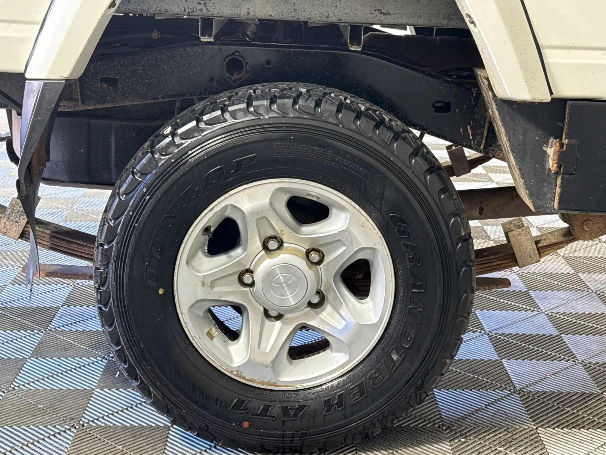 Toyota Land Cruiser