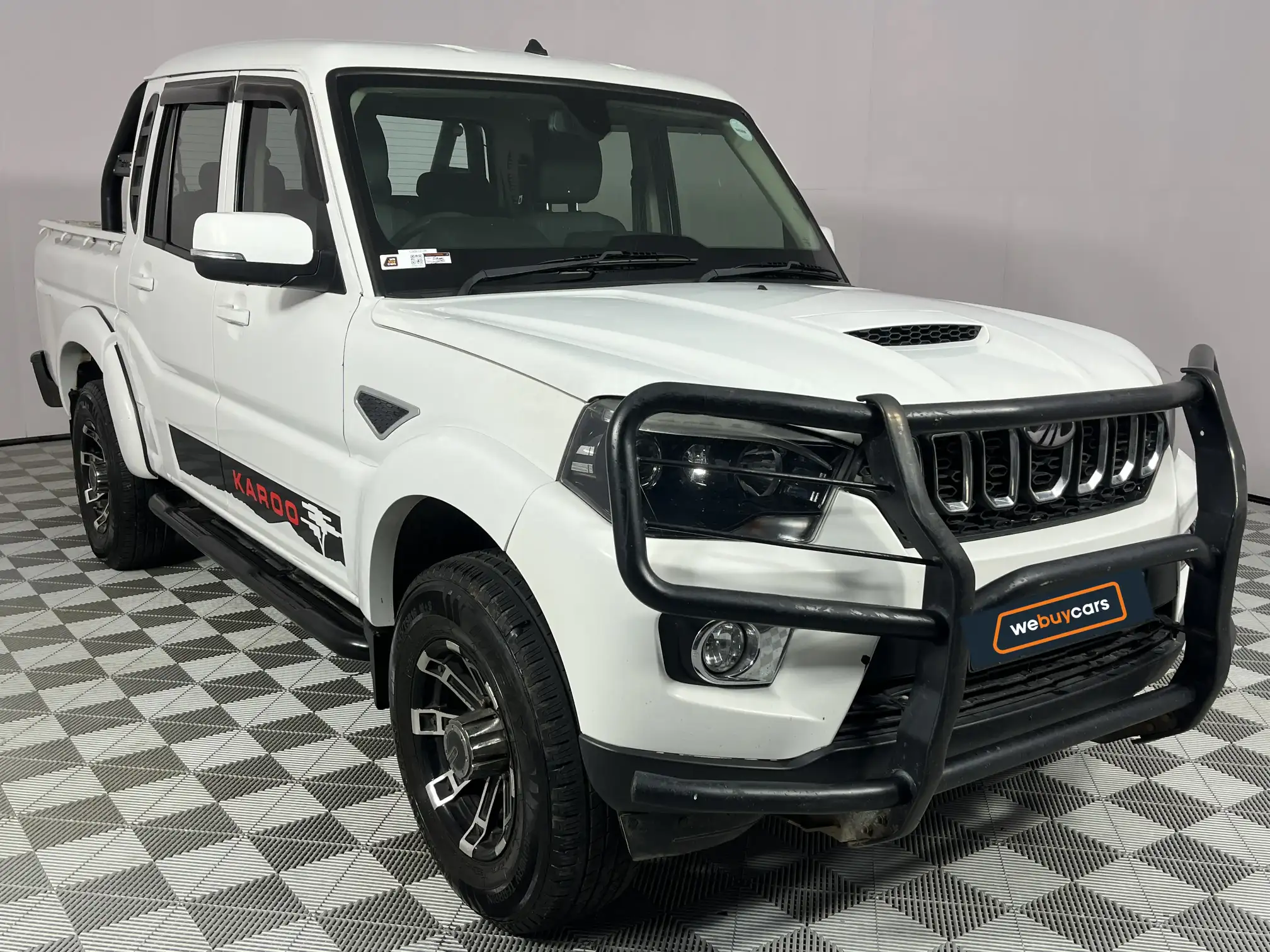 Mahindra PIK UP