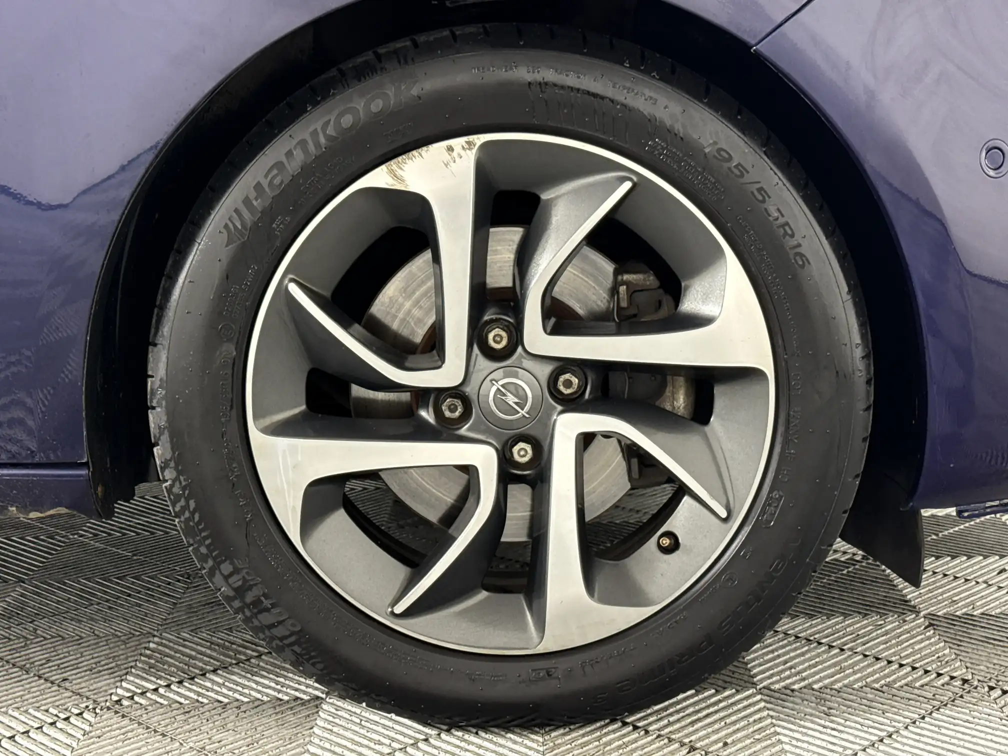 Opel Adam