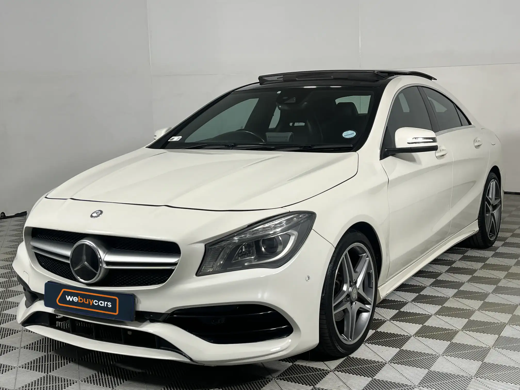 2016 Mercedes-Benz CLA