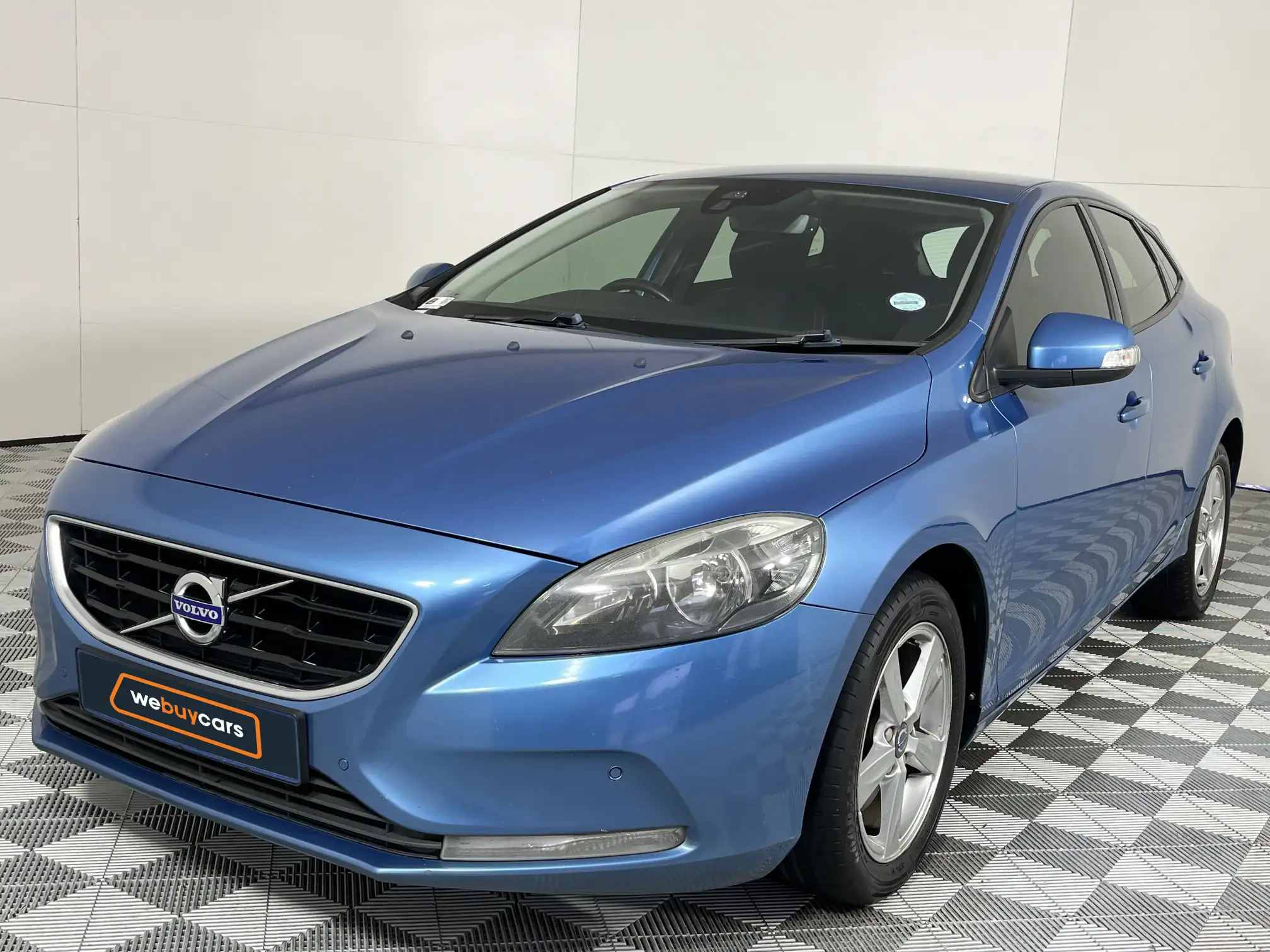 2016 Volvo V40
