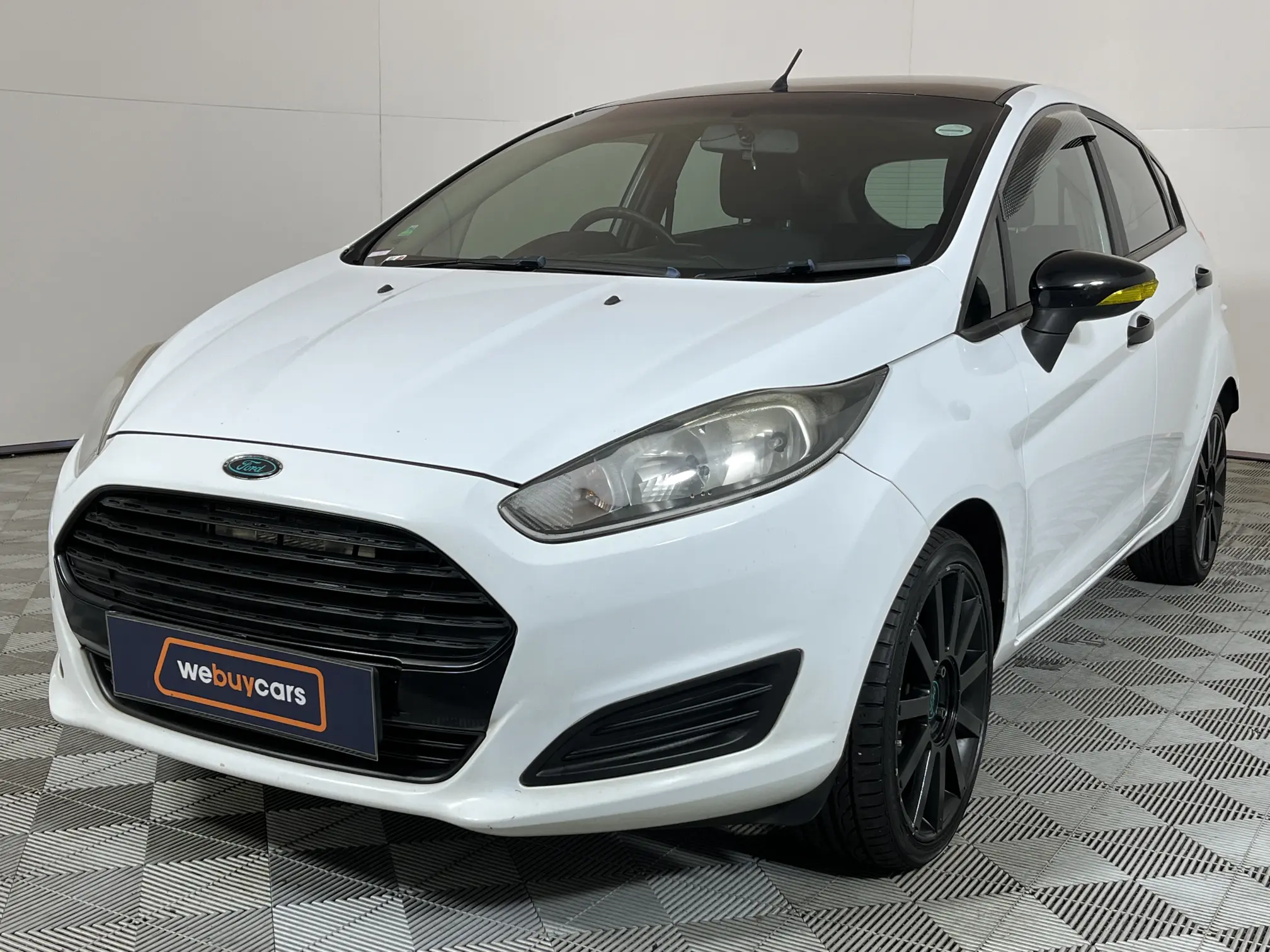 2015 Ford Fiesta 1.4 Ambiente 5 DR