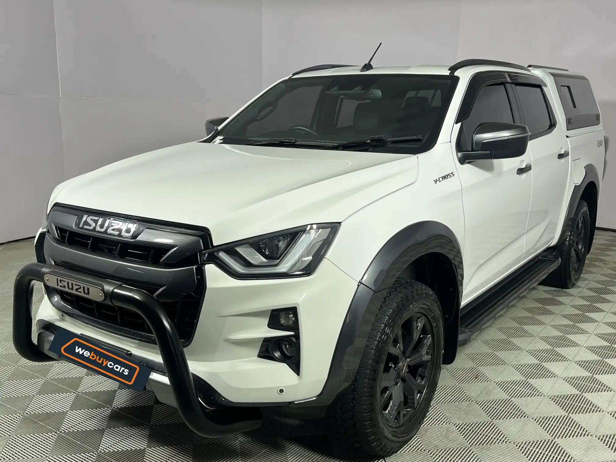 2022 Isuzu D-MAX 3.0 DDI V-Cross HR 4x4 Auto Double Cab Pick Up at Springfield (KZN) for sale R657900
