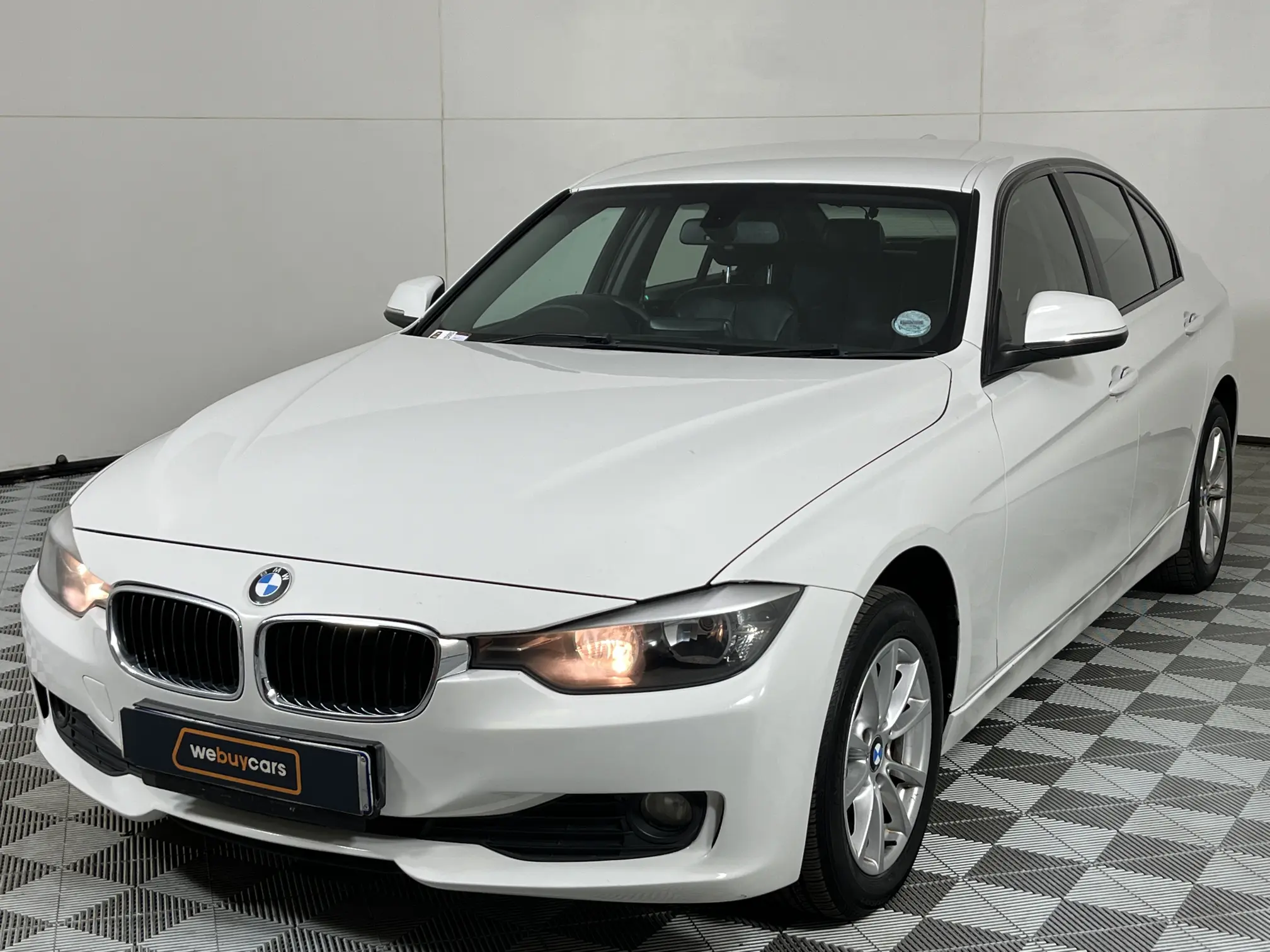 2015 BMW 3 Series 320d Auto (F30)