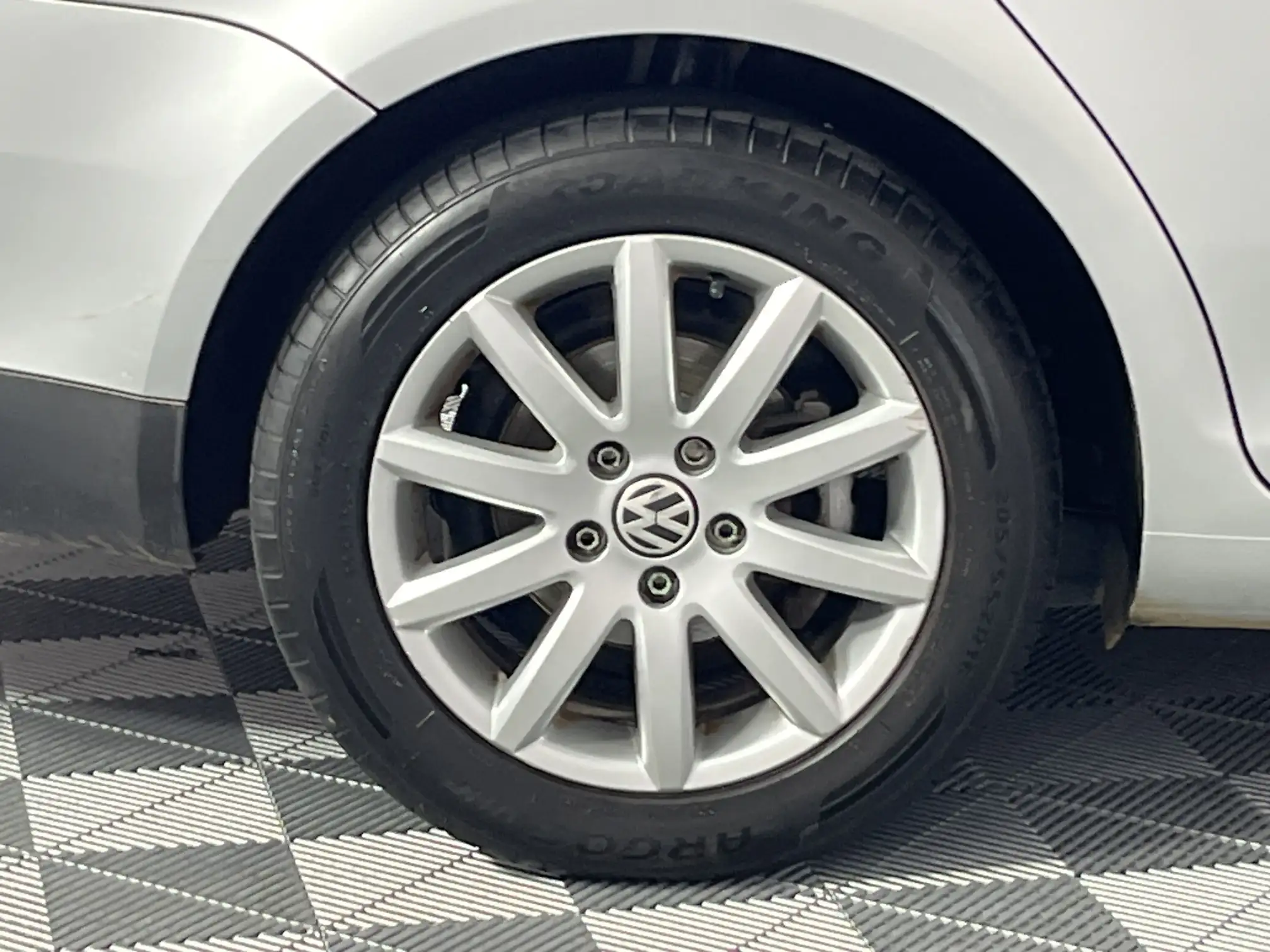 Volkswagen Jetta 5