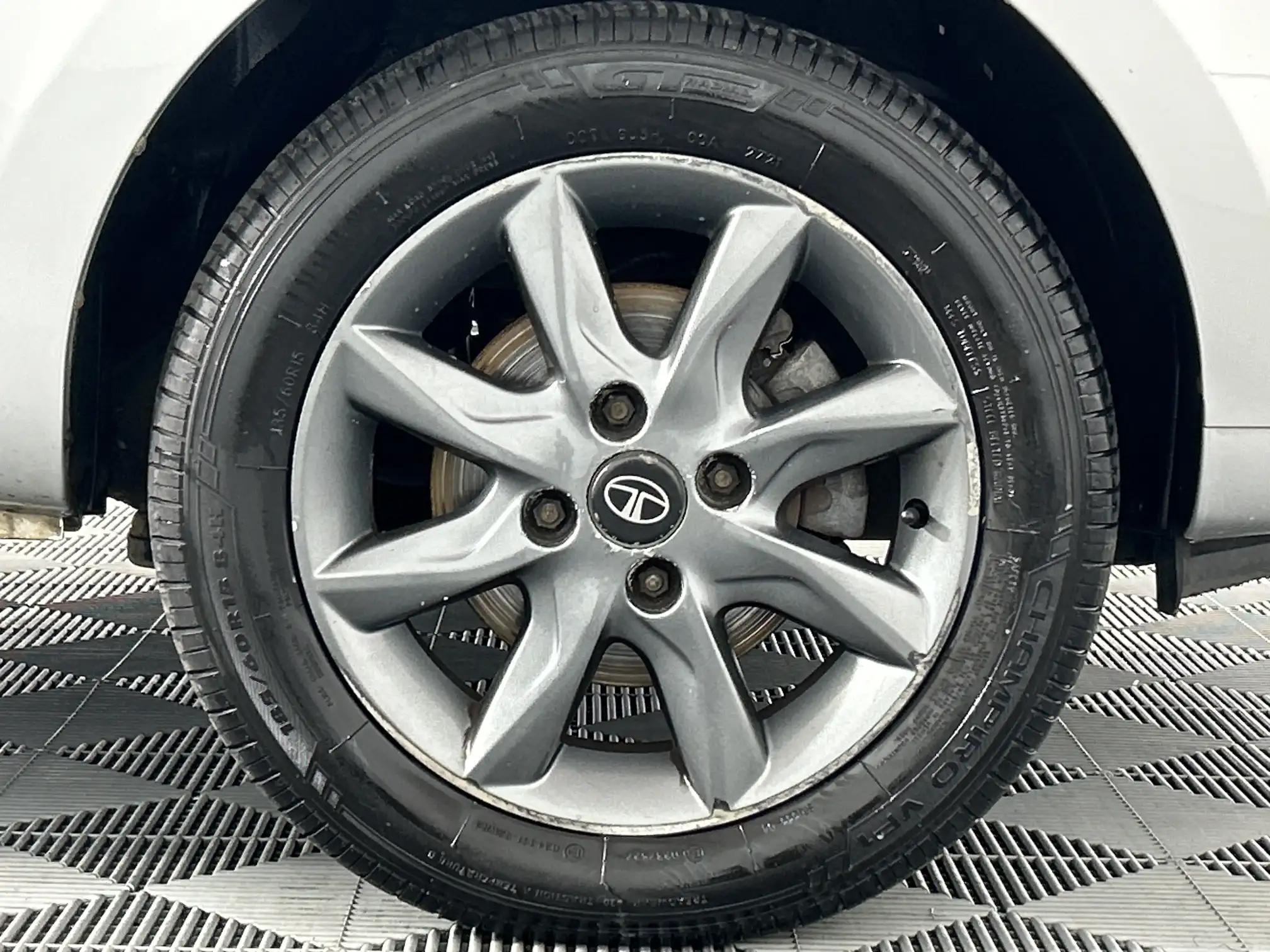 Tata Bolt