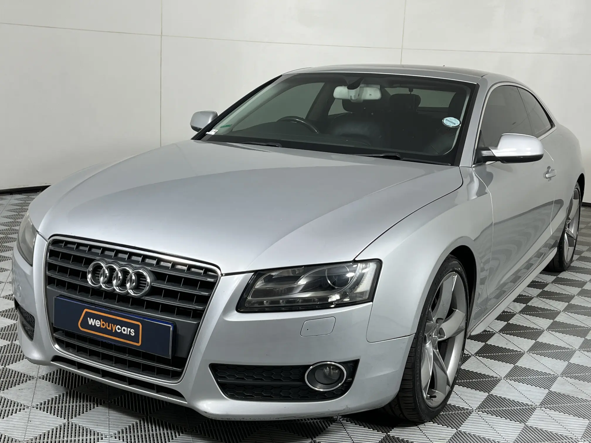 2009 Audi A5 2.0T FSI Multitronic