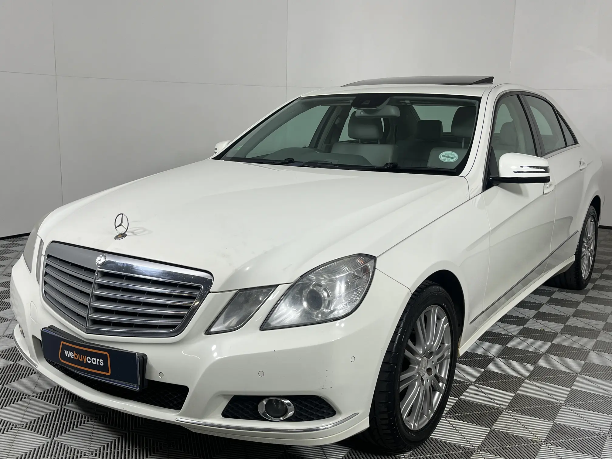 2010 Mercedes-Benz E Class Sedan E 350