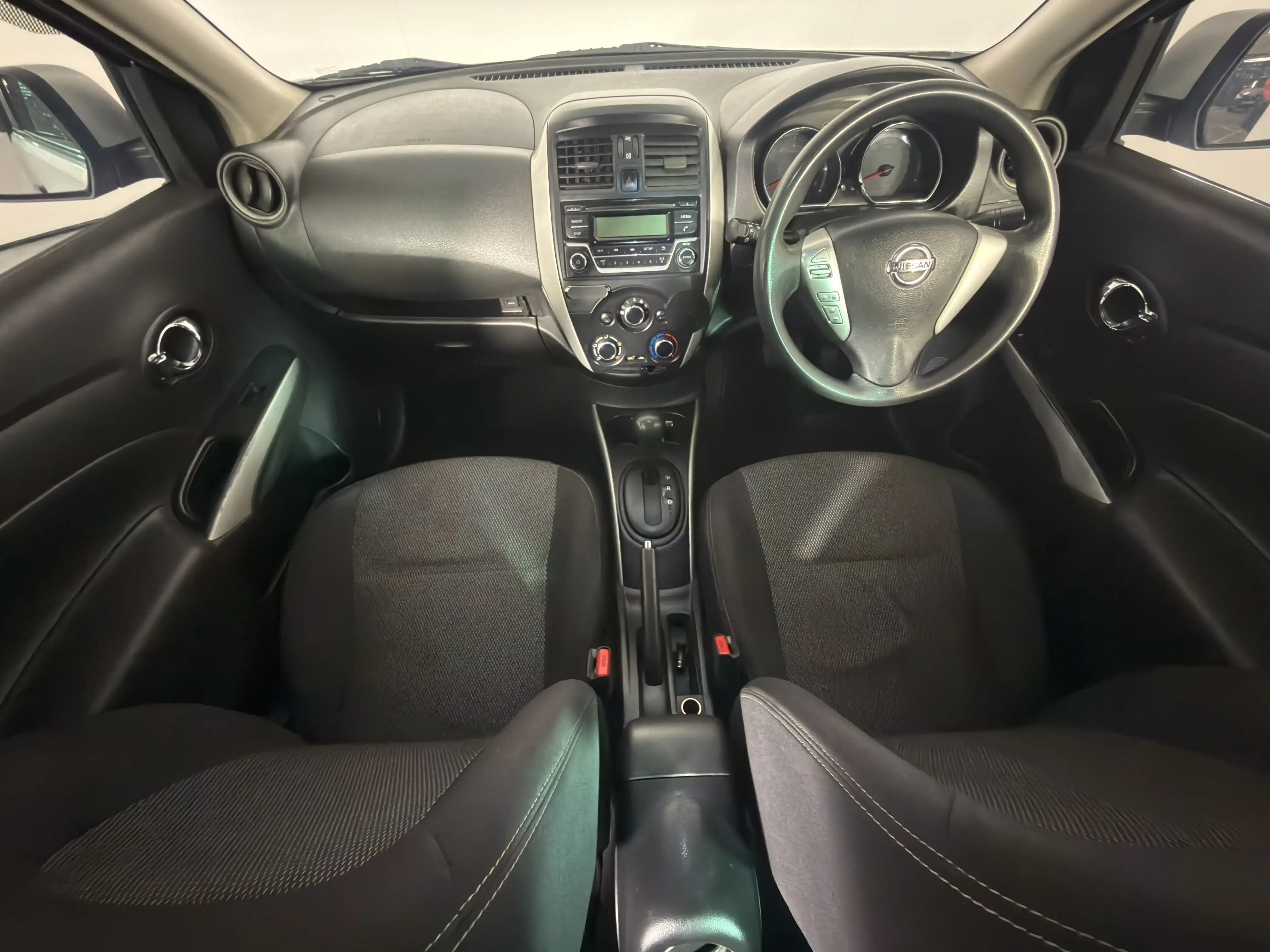 Nissan Almera
