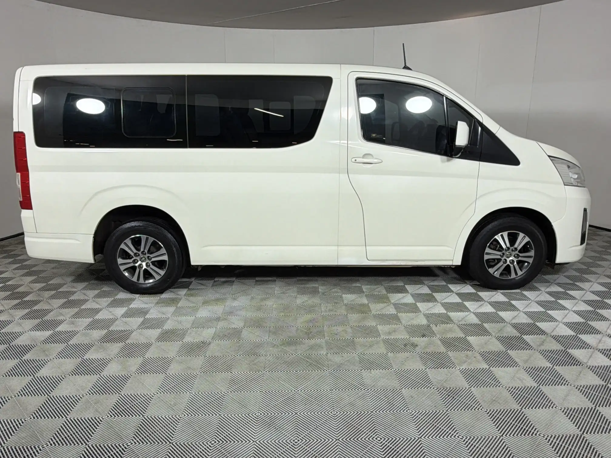 Toyota Quantum