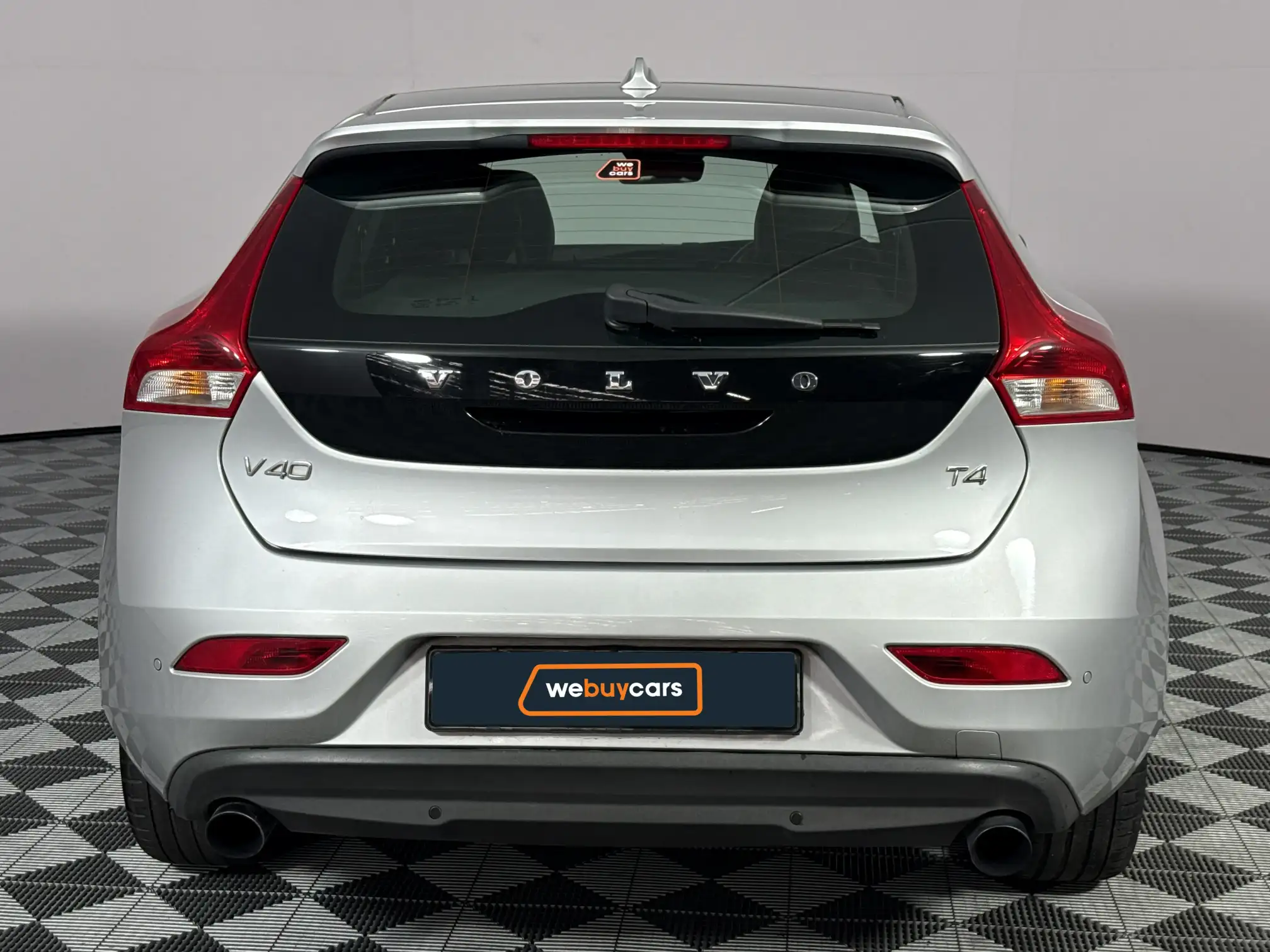 Volvo V40