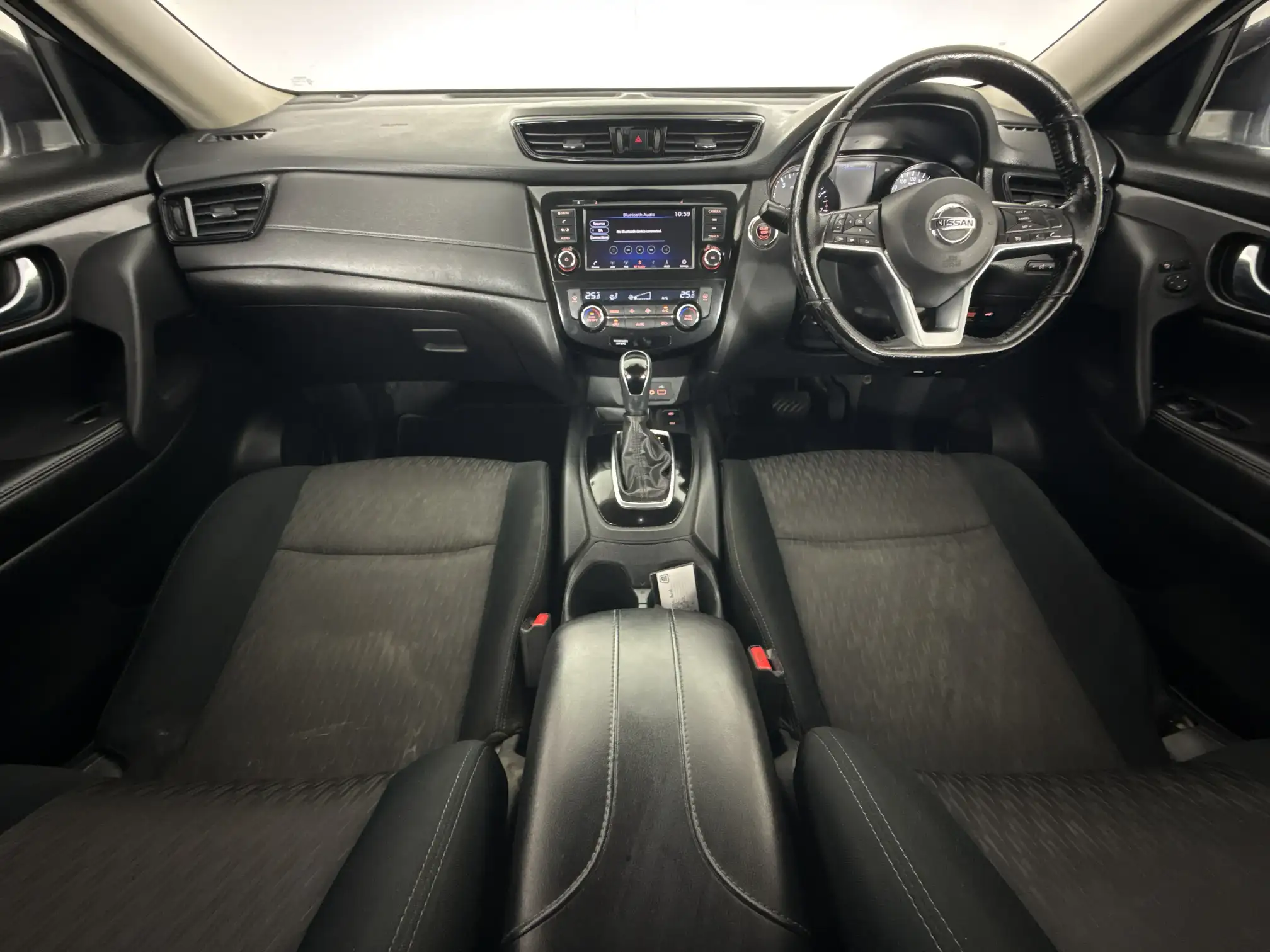 Nissan X Trail