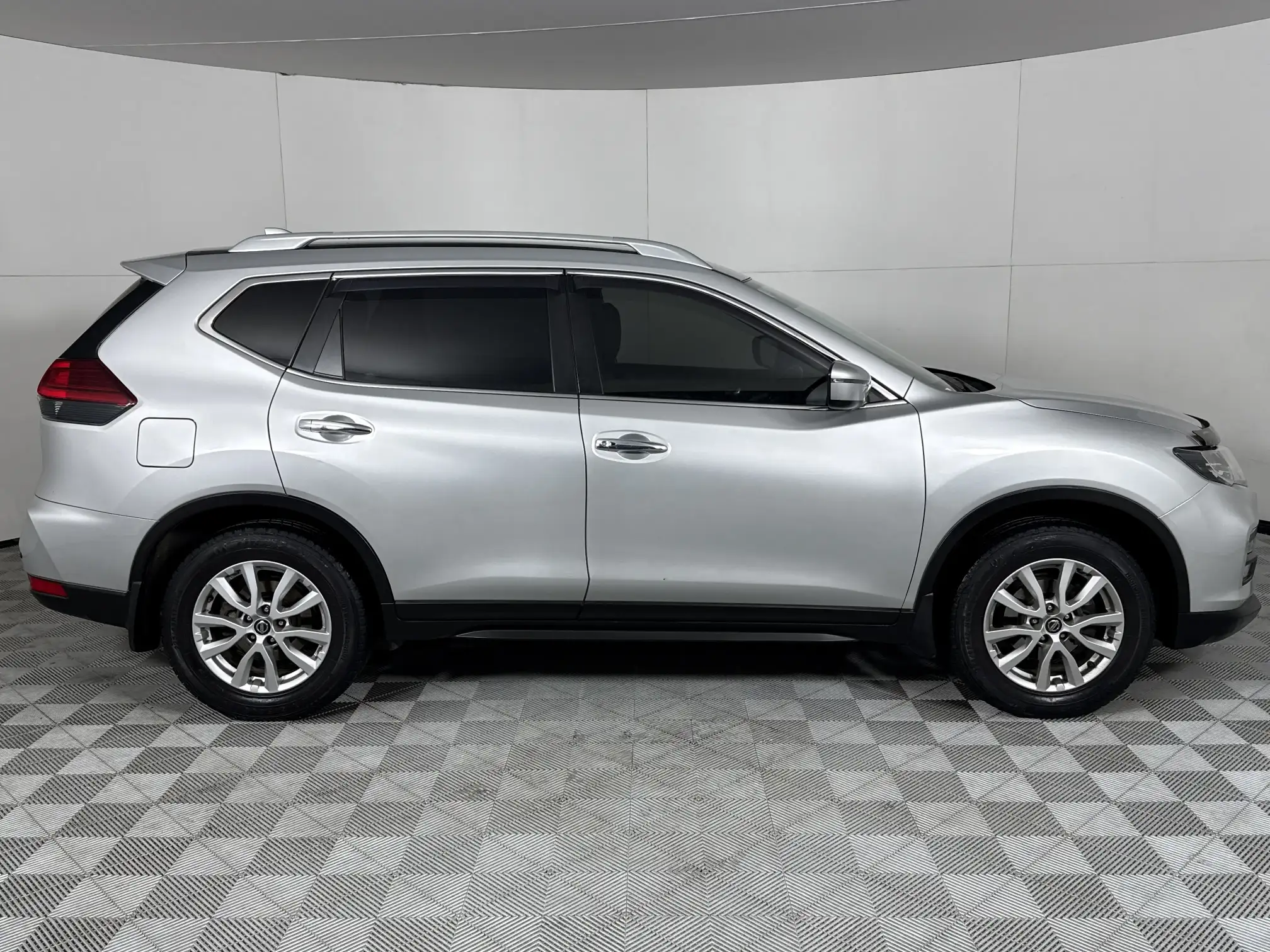 Nissan X Trail