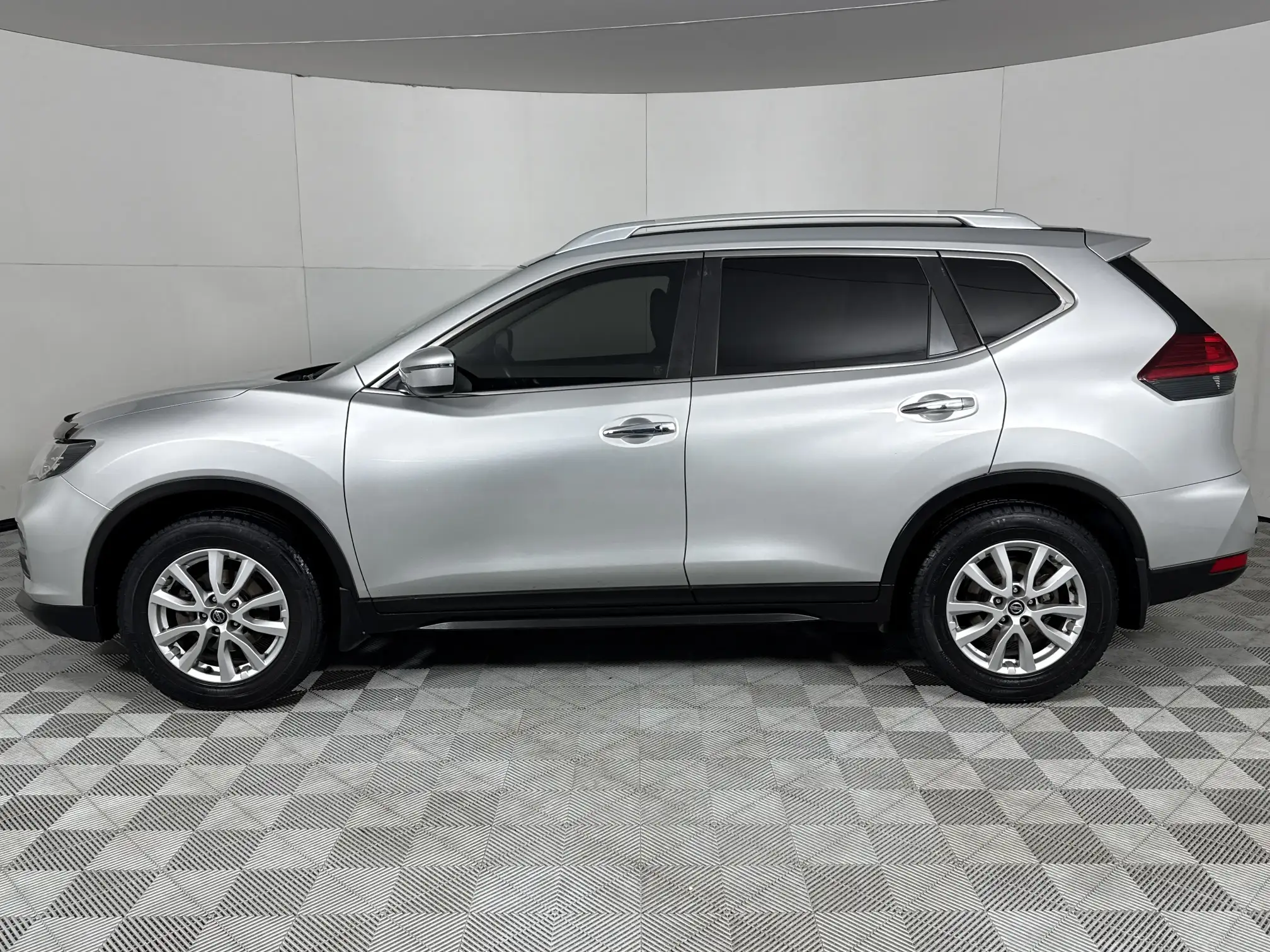 Nissan X Trail