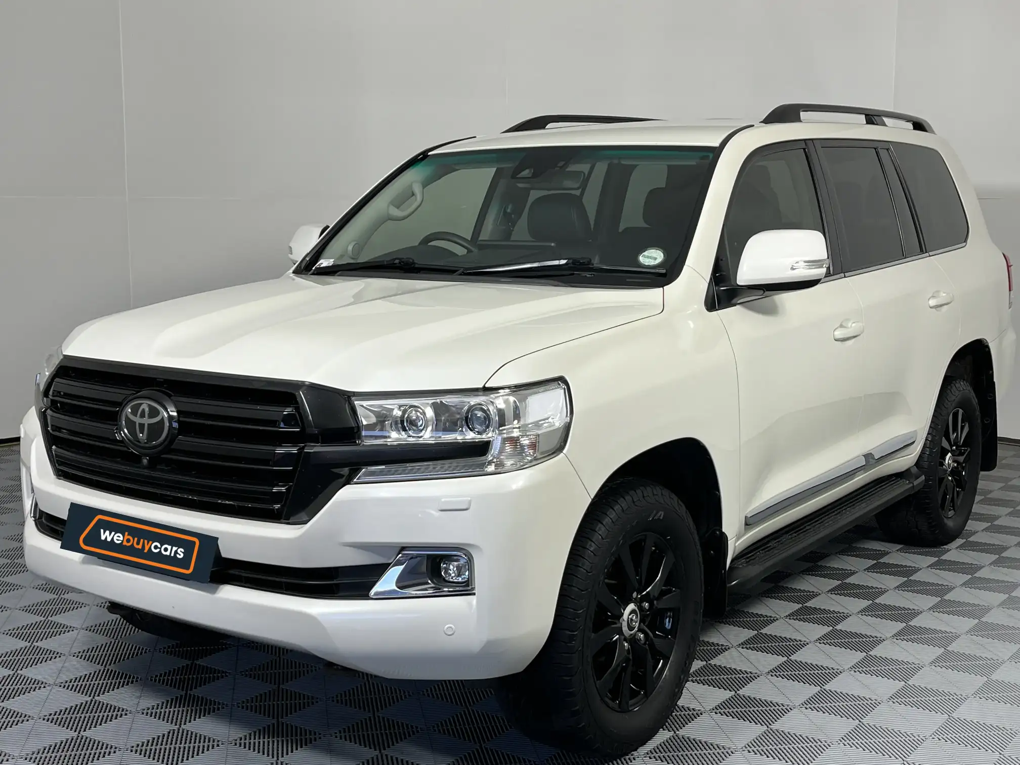 2018 Toyota Land Cruiser 200 V8 4.5d Vx-R Auto at Montana (GP) for sale R1064900