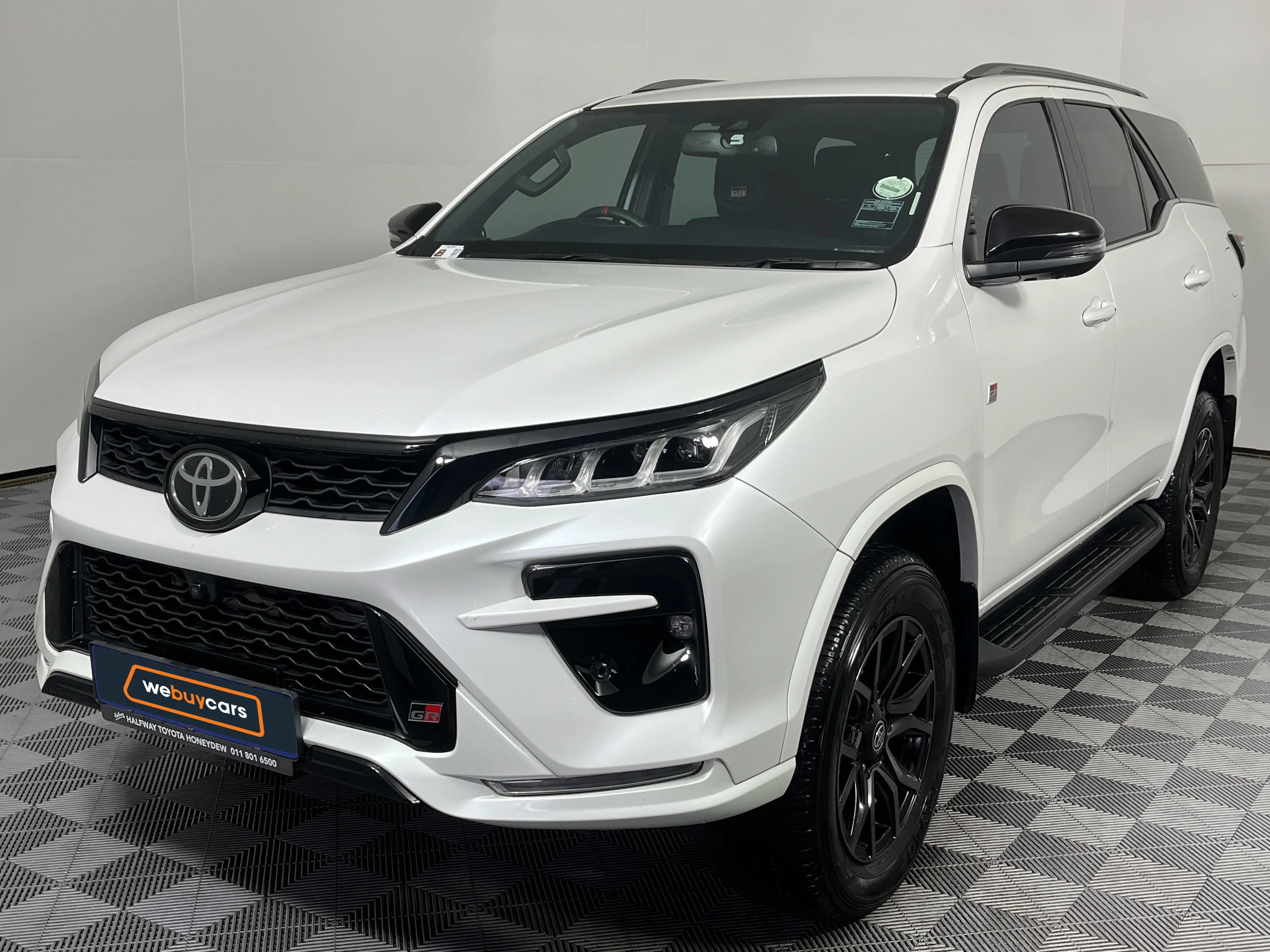 2025 Toyota Fortuner 2.8gd-6 4x4 Gr-S Auto