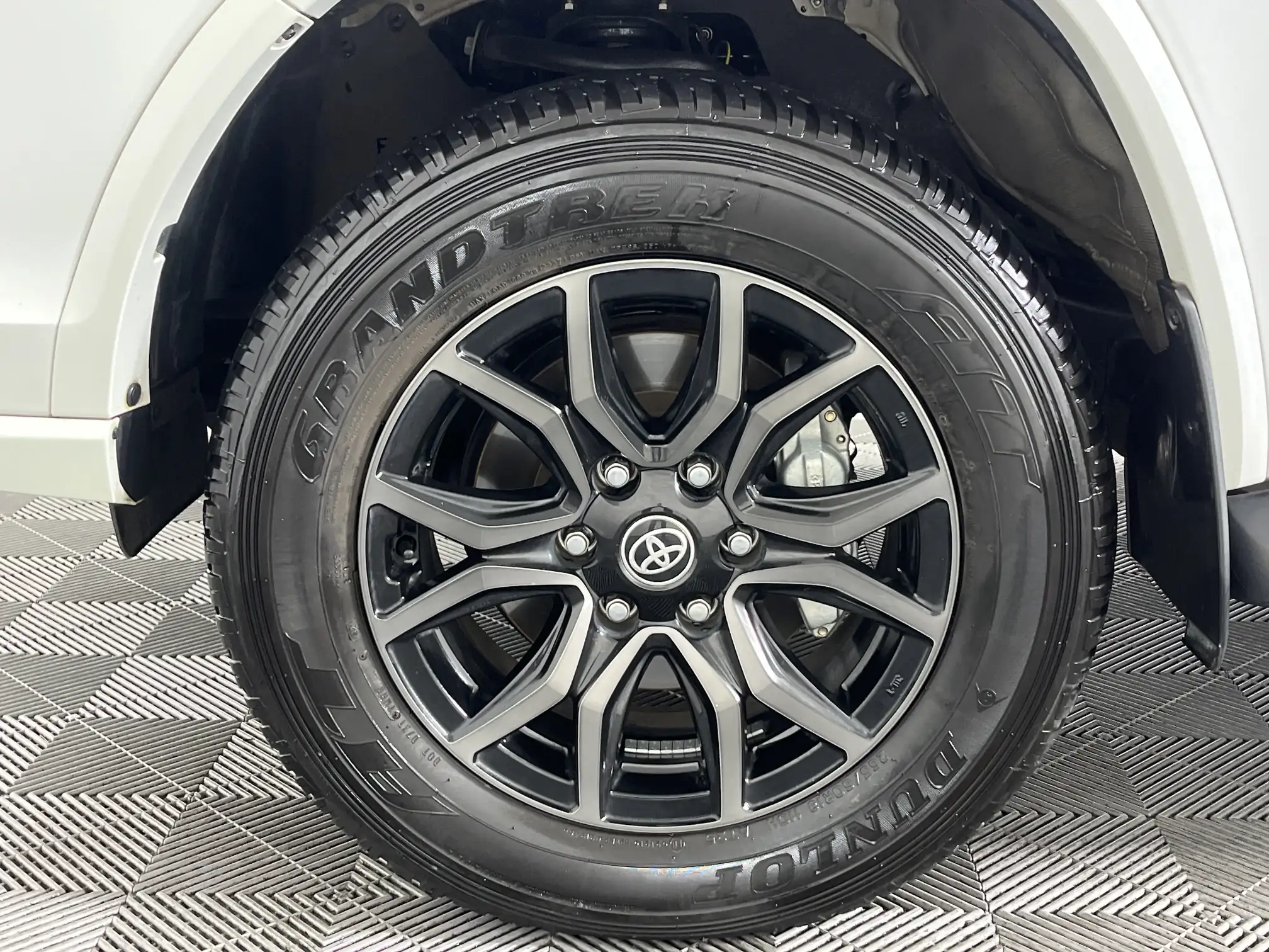 Toyota Fortuner