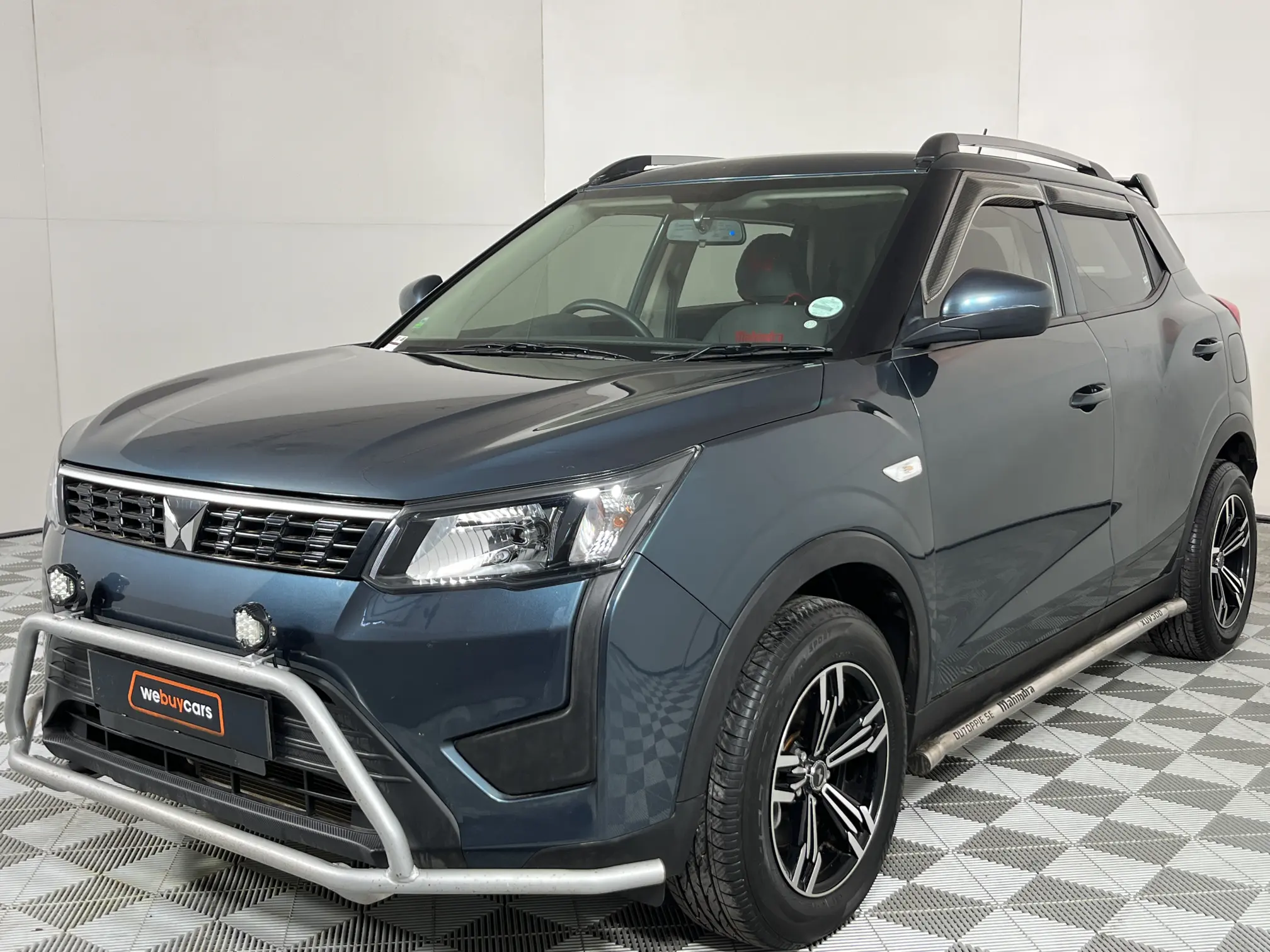 2023 Mahindra Xuv300 1.2T SE (W4)