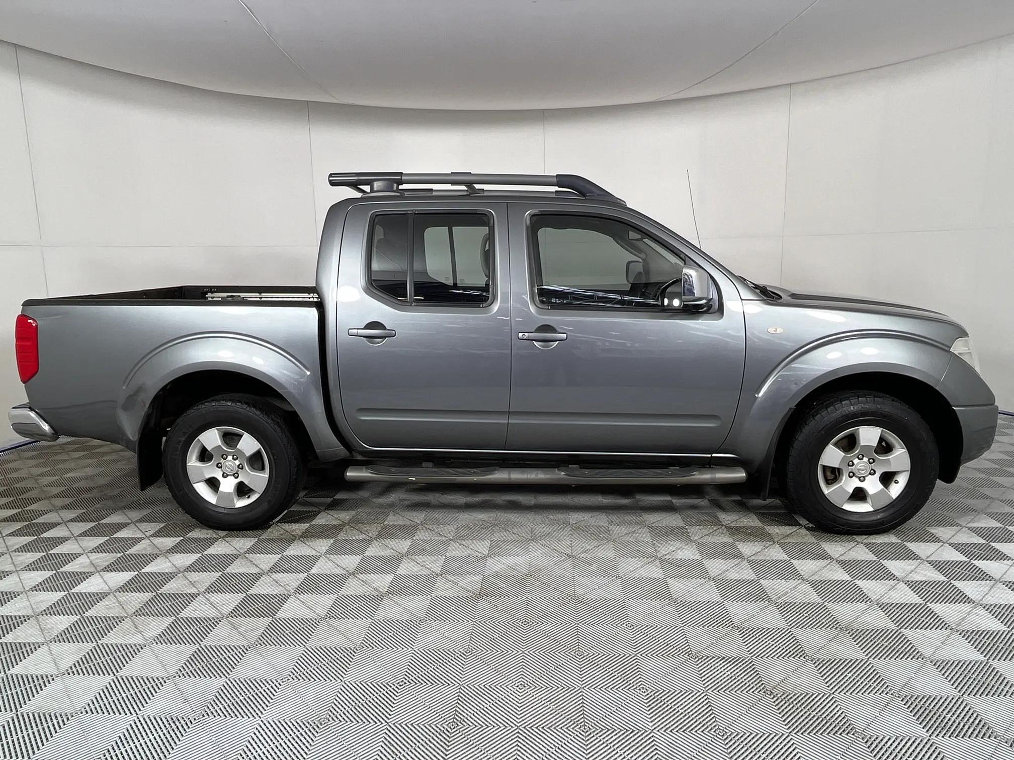 Nissan Navara 2.5 dCi Double Cab SE 4X4 for sale - R 119 900 | Carfind ...