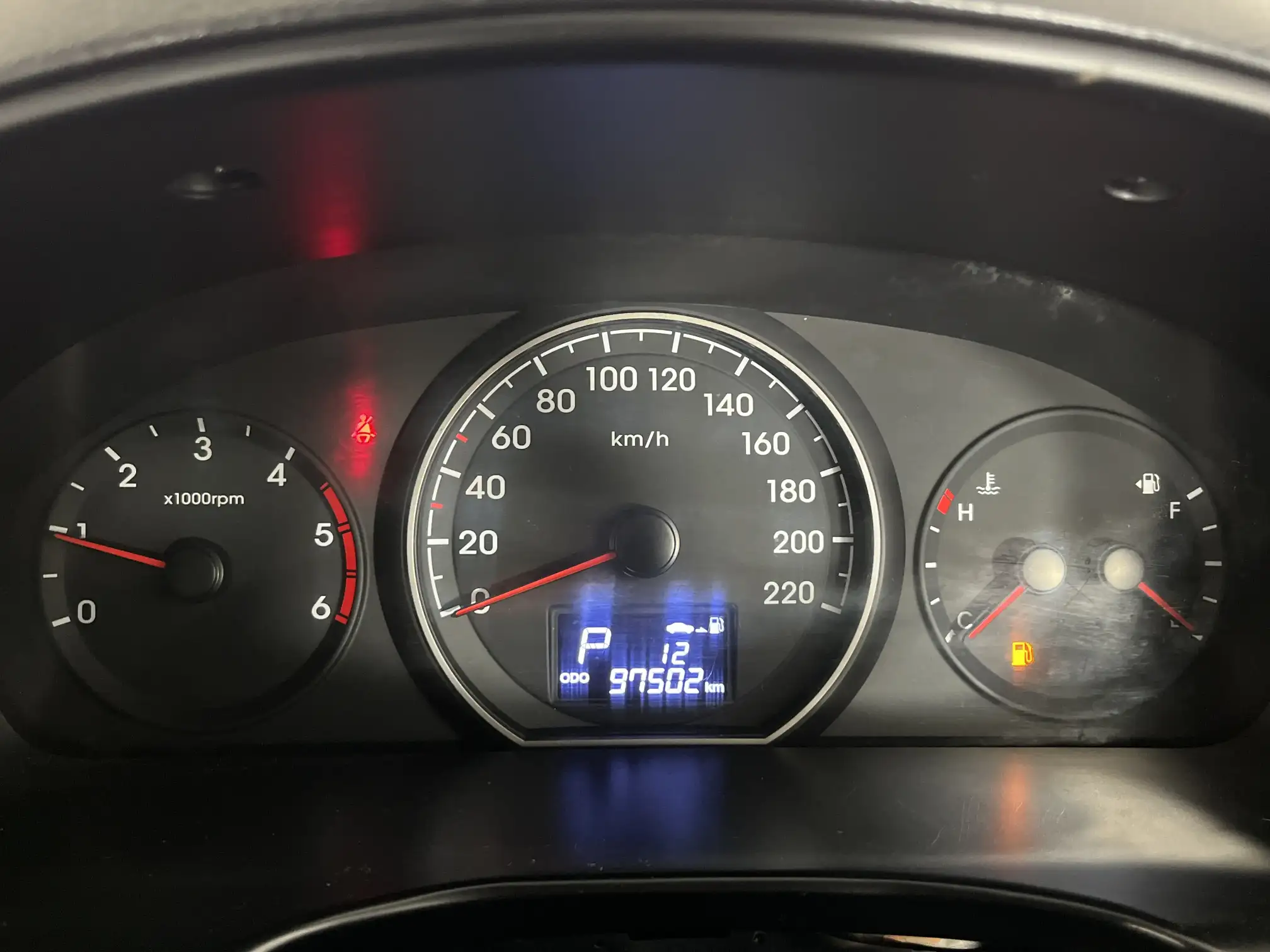 Hyundai H-1