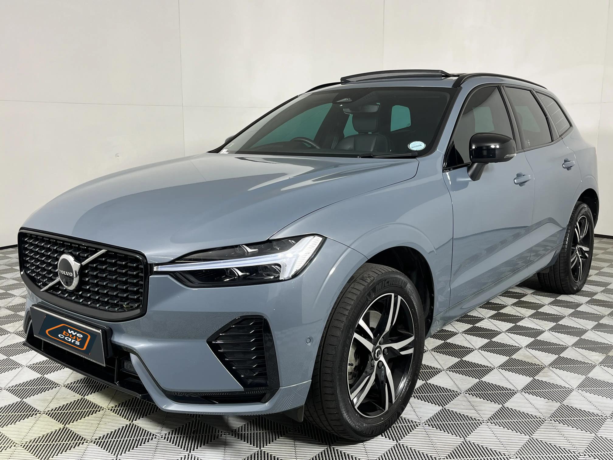 Volvo XC60 B5 R-Design/Plus Dark Geartronic AWD