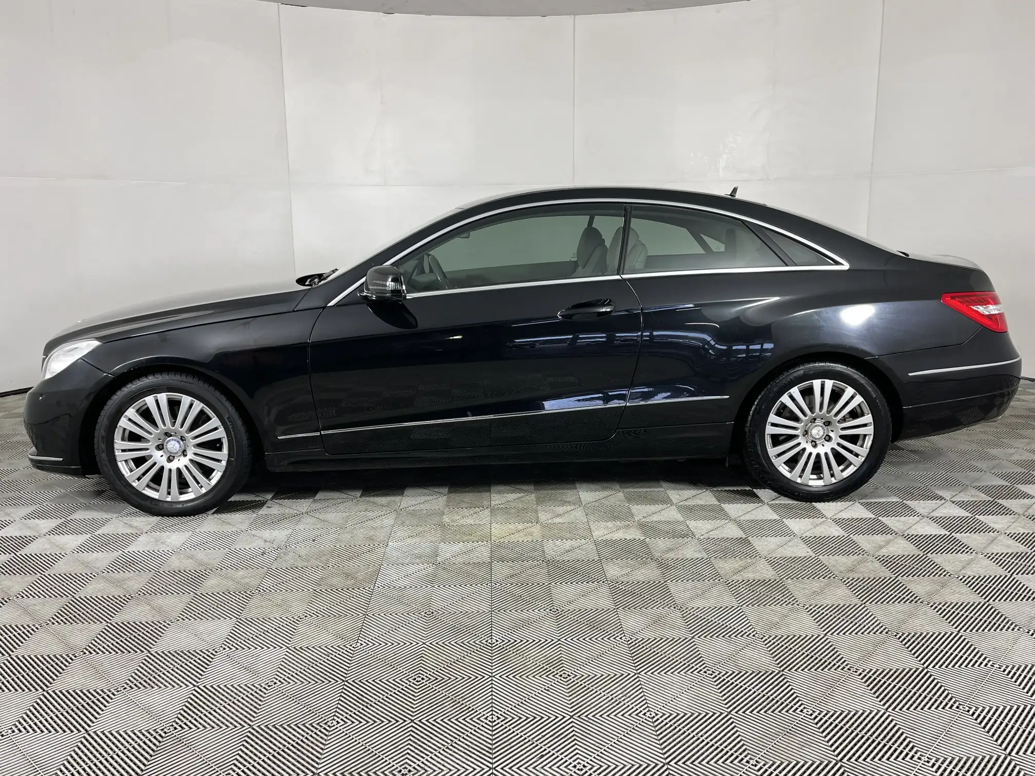 Mercedes-Benz E Class Coupe