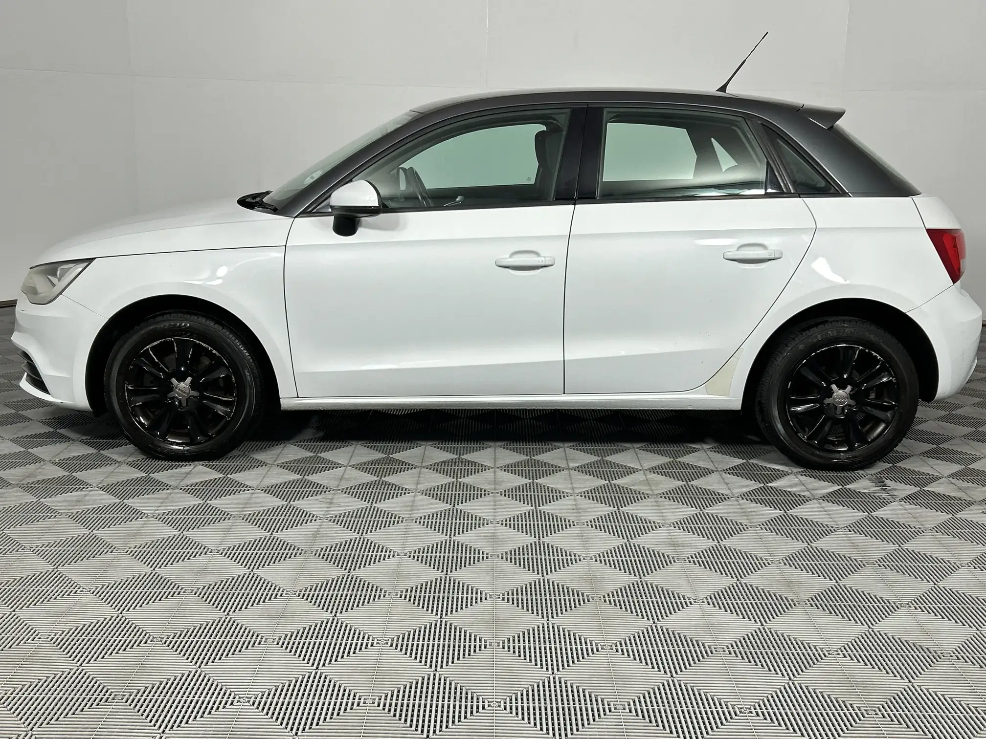 Audi A1